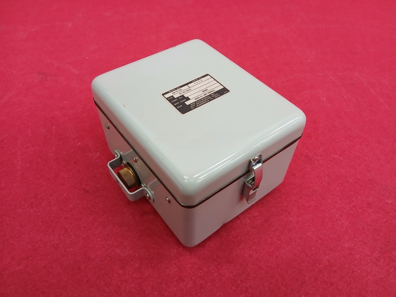 TS-23 Light Output & Battery Tester for SDU-5/E Strobe Light