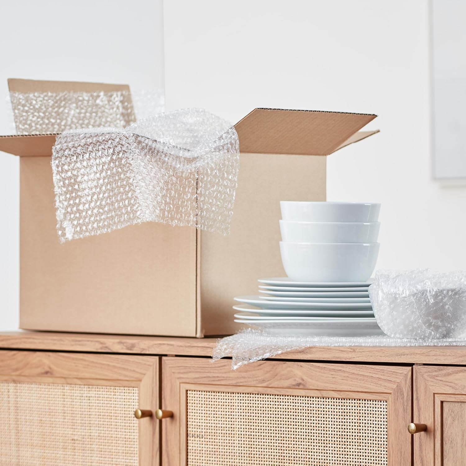 Bubble Cushioning Wrap Packing Material for Fragile Items, Perforated, 12-Inc...