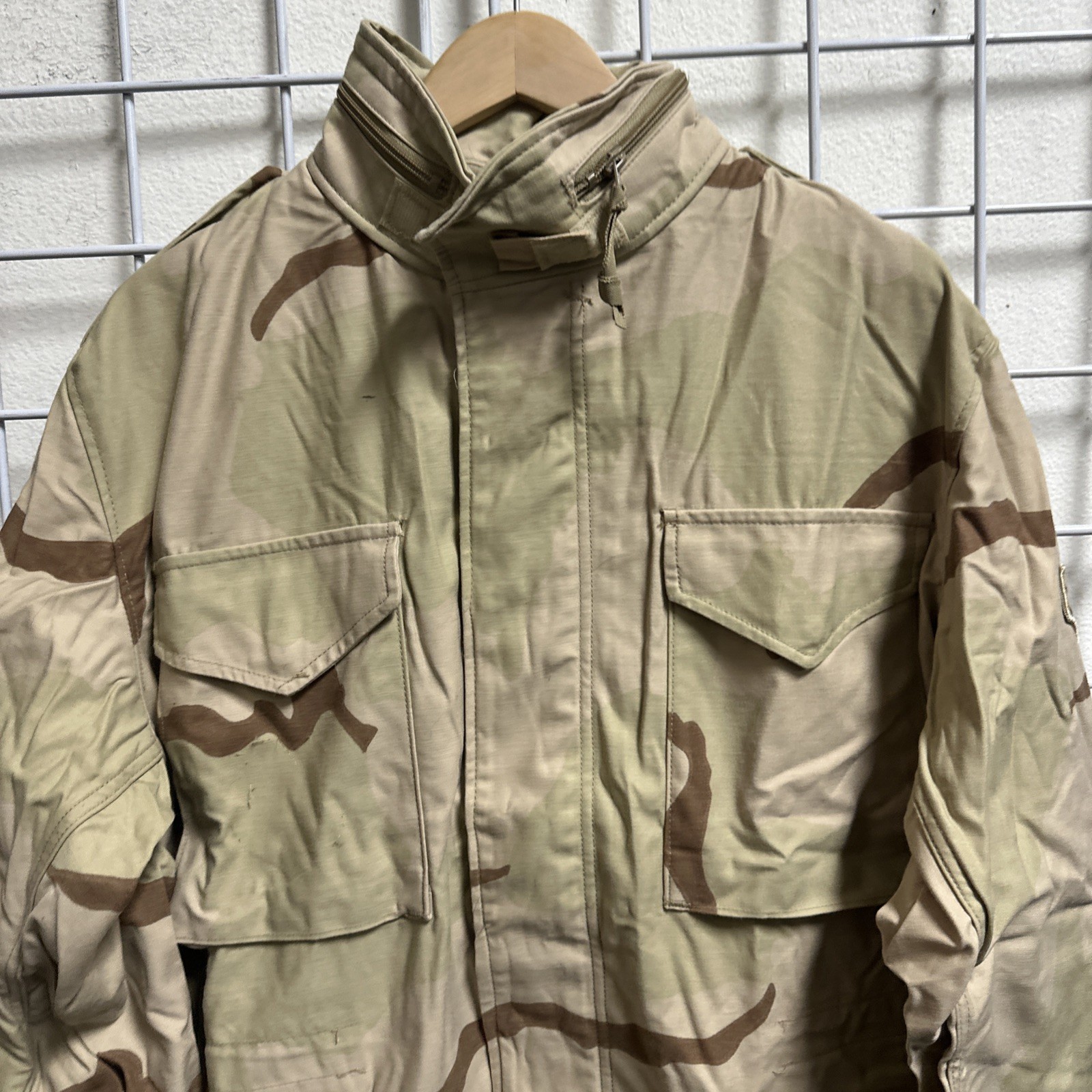 US Military M65 Field Jacket Desert DCU Camouflage MEDIUM REGULAR USAF