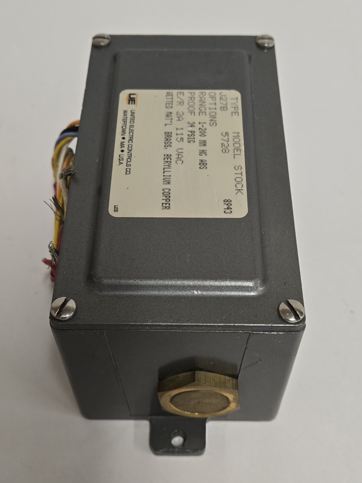 UNITED ELECTRIC PRESSURE SWITCH TYPE J27B MODEL 5728. EXCELLENT!
