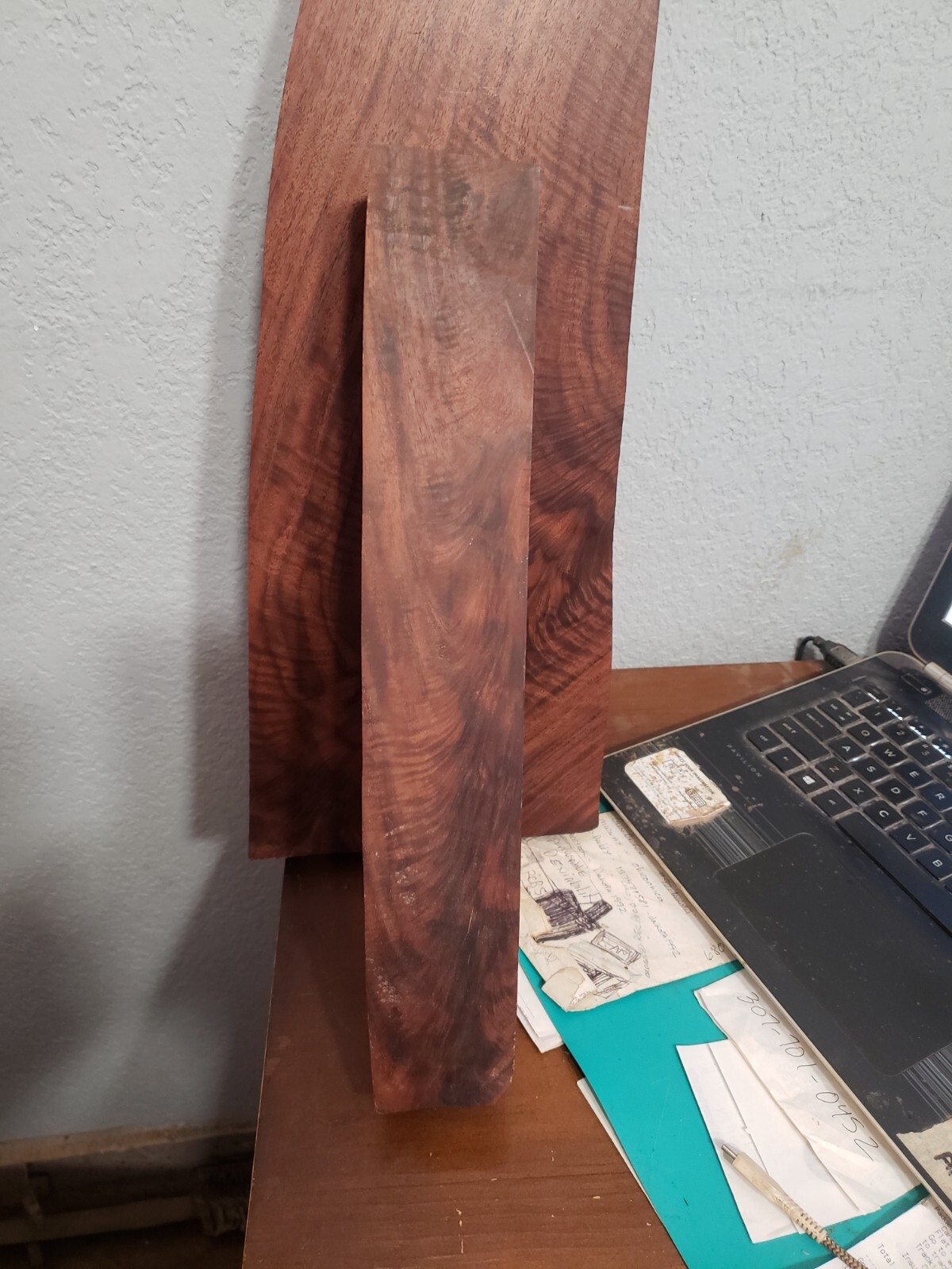 "CLARO WALNUT GUNSTOCK BLANK" ( 2 PIECE ) "PRESENTATION GRADE"