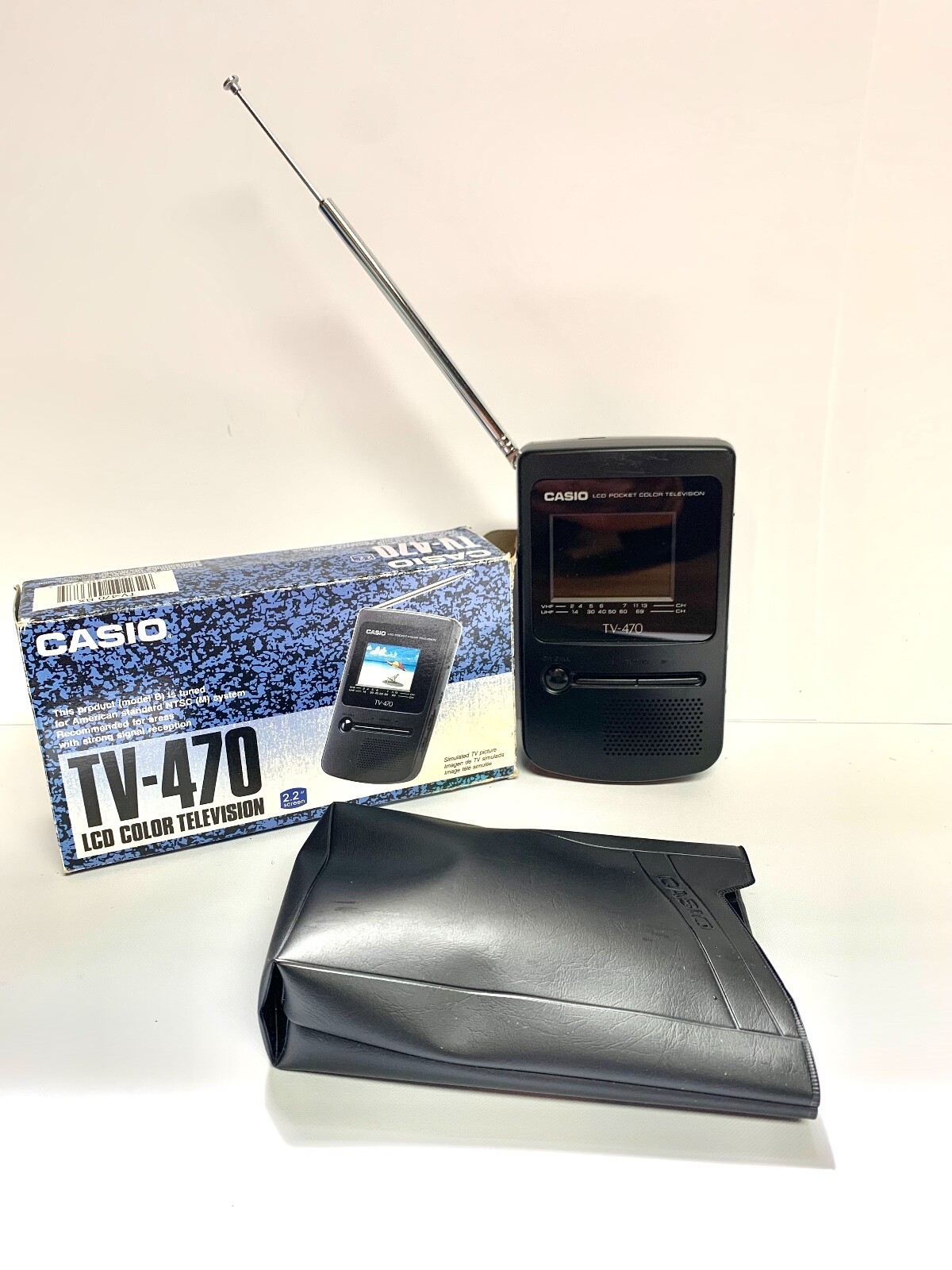 CASIO TV 470 HANDHELD TV - 2.2" SCREEN - ORIGINAL BOX - SOFT CASE