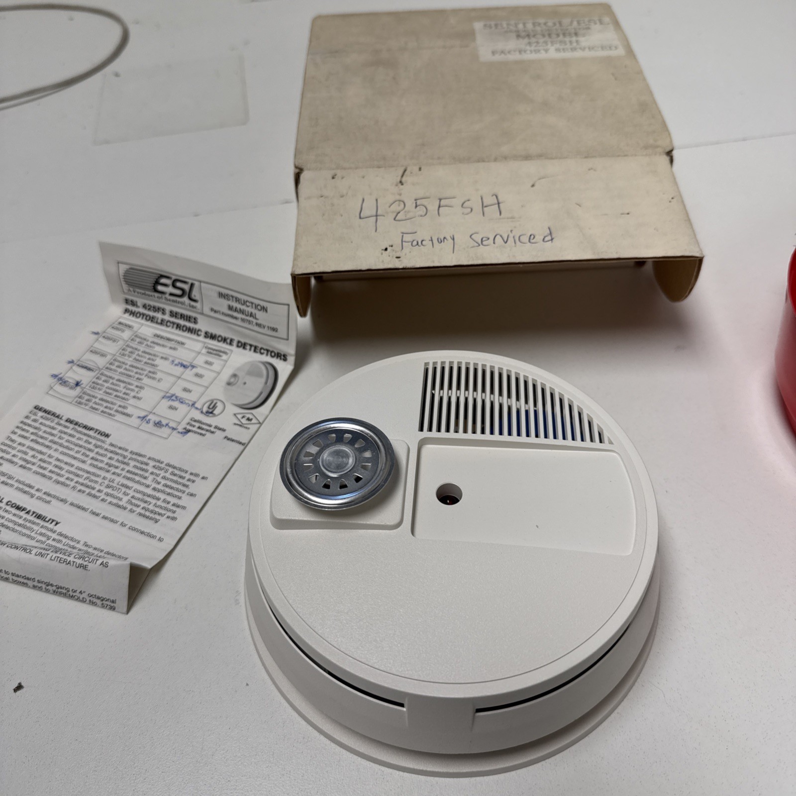 ESL Sentrol 425FSH Photoelectric Smoke Detector 135 Heat & 85 DB Horn