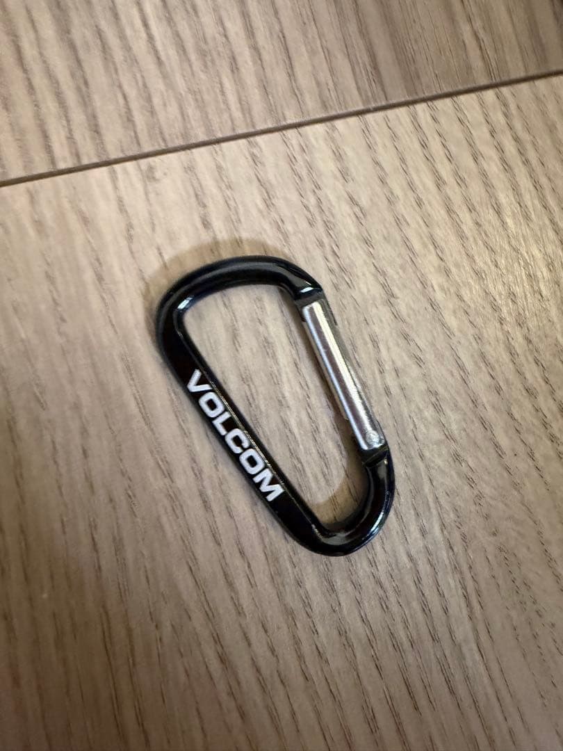 Volcom Carabiner Keychain Black