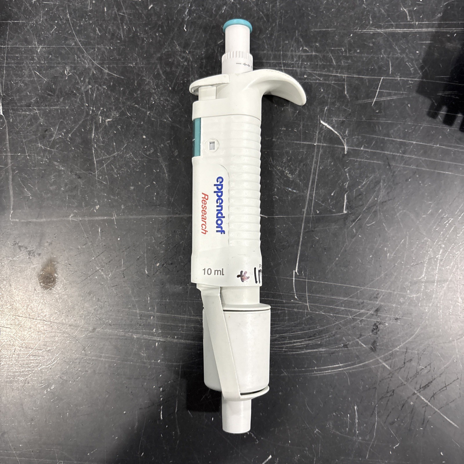 Eppendorf Research 10mL Adjustable Single Channel Pipette Tested Working