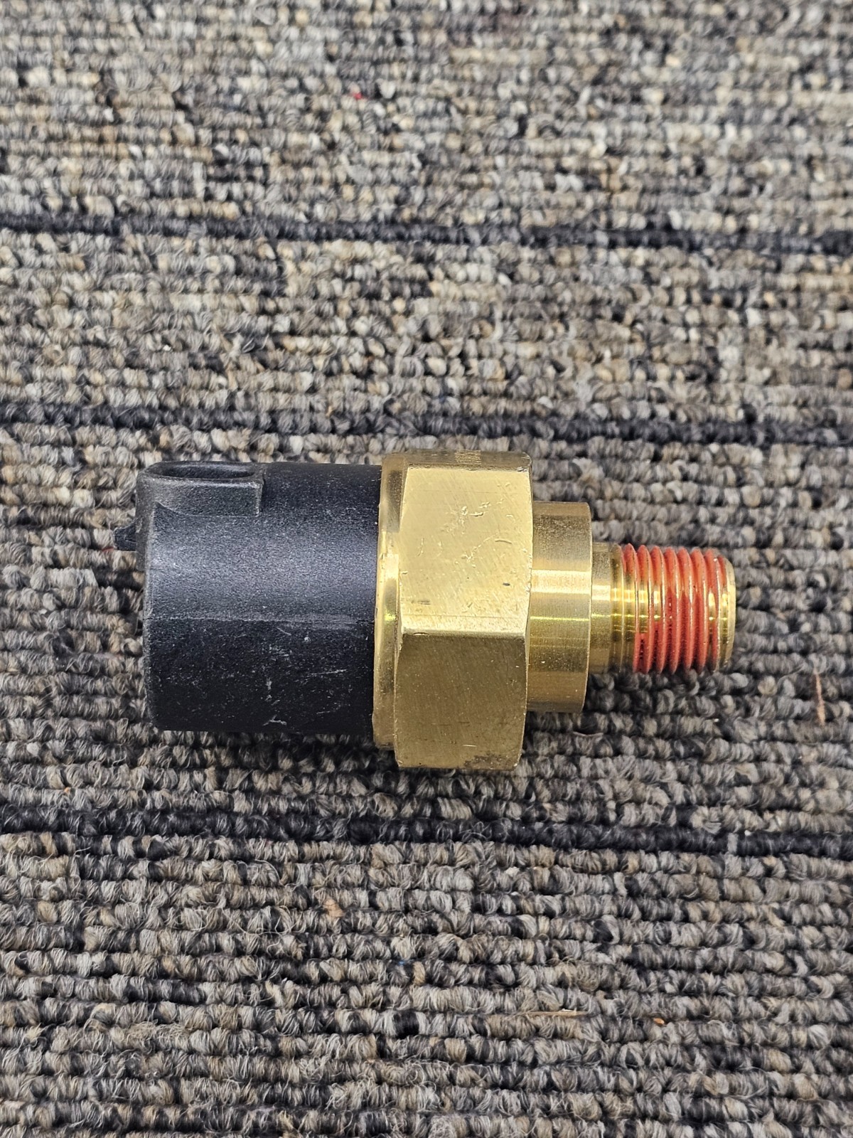 40087572: Temperature Coolant Pressure Sensor Assembly