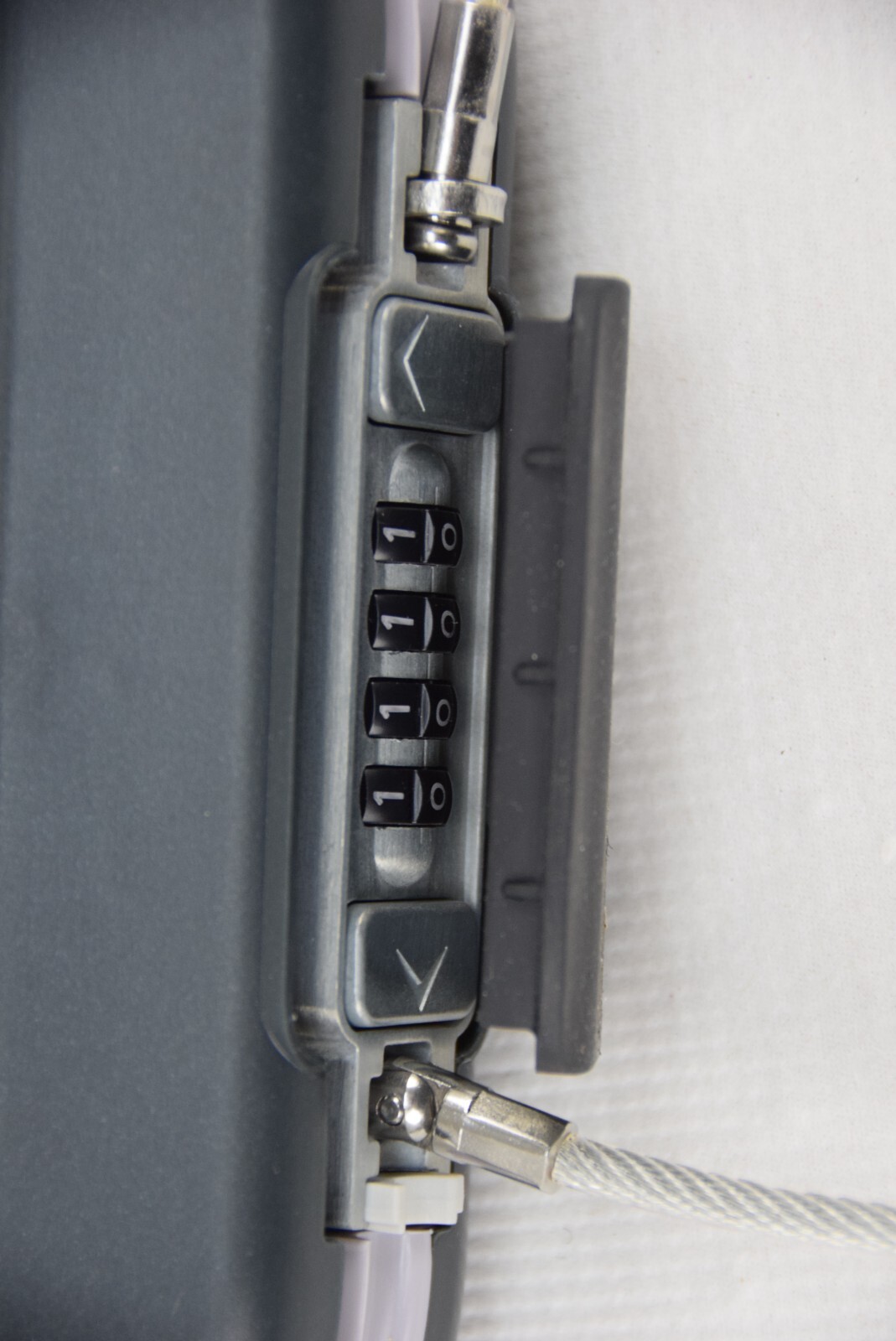 Master Lock 5900D Set Your Own Combination Lock Portable Safe