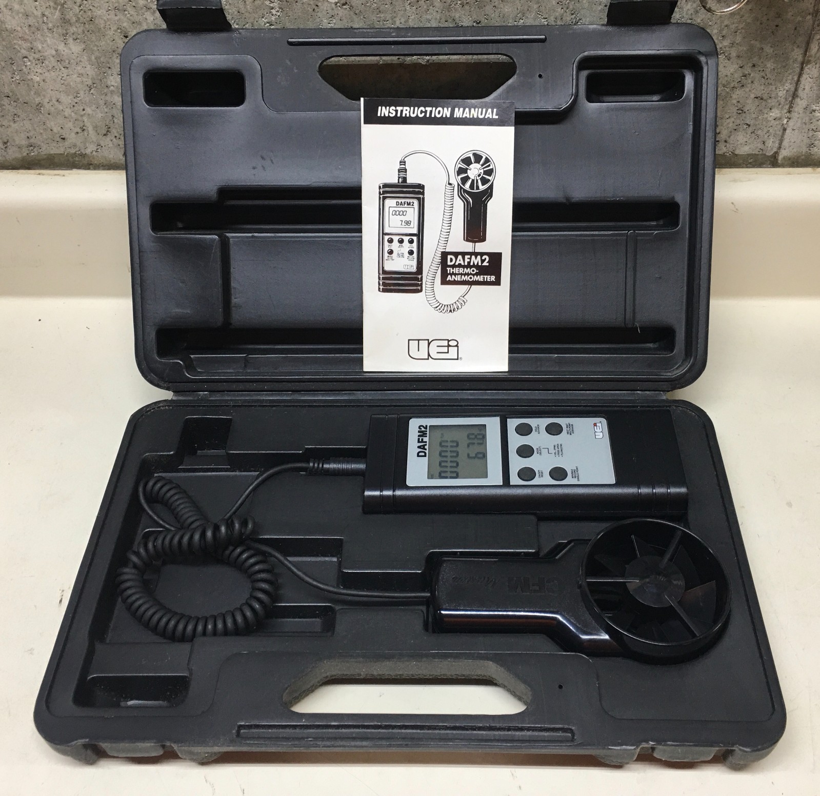 UEI DAFM2 - THERMO-ANEMOMETER