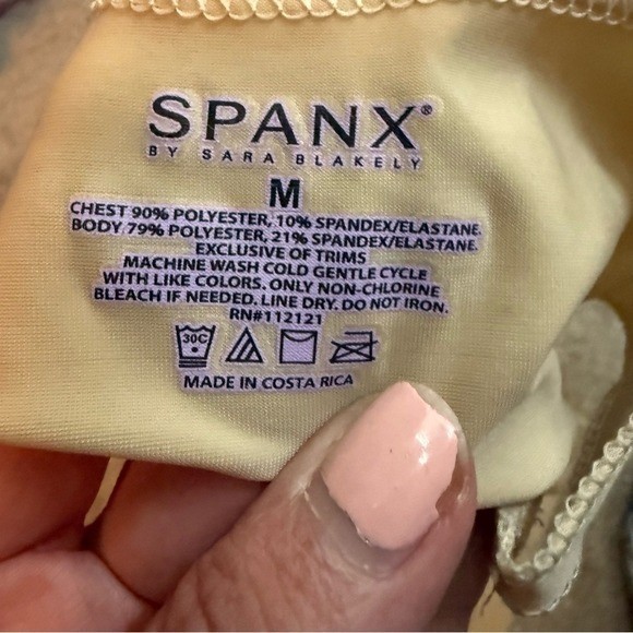 SPANX Size Medium Compression SET (2) Tank Top and Shorts Formal Wear