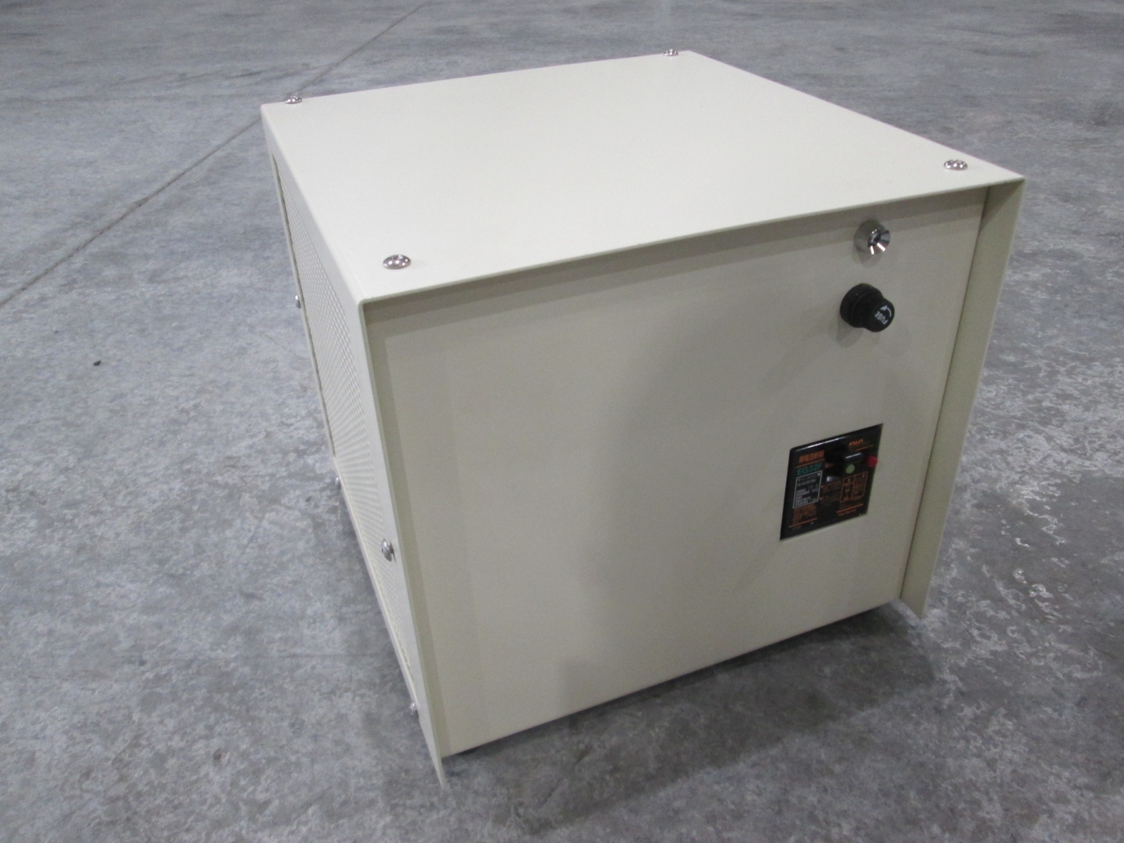 Transformer, Step-Down, 302-068, New
