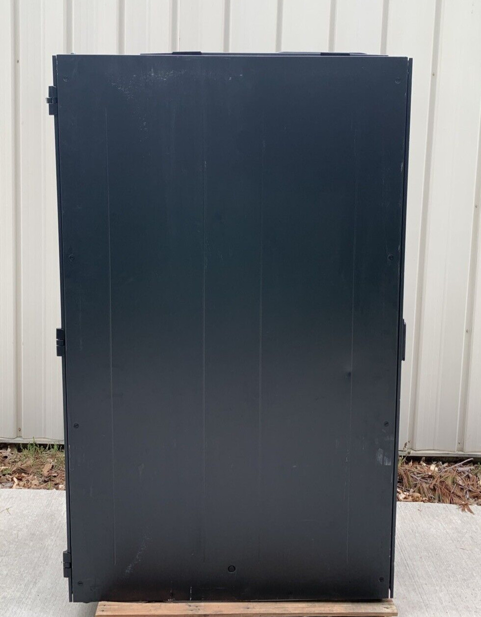 Emerson Knurr DCM Server Rack 42U 78"-48"-28"