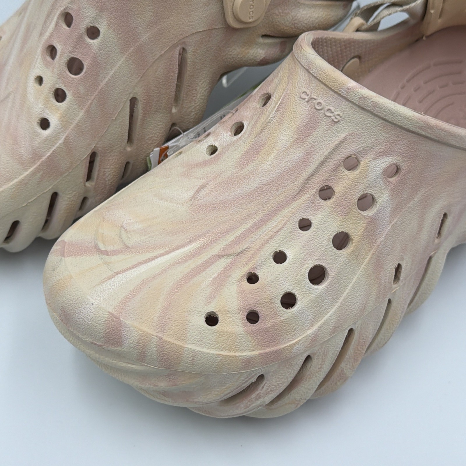 CROCS Echo Marbled Clog - Quartz (Beige/Rose) - 208454-6WS **NEW**