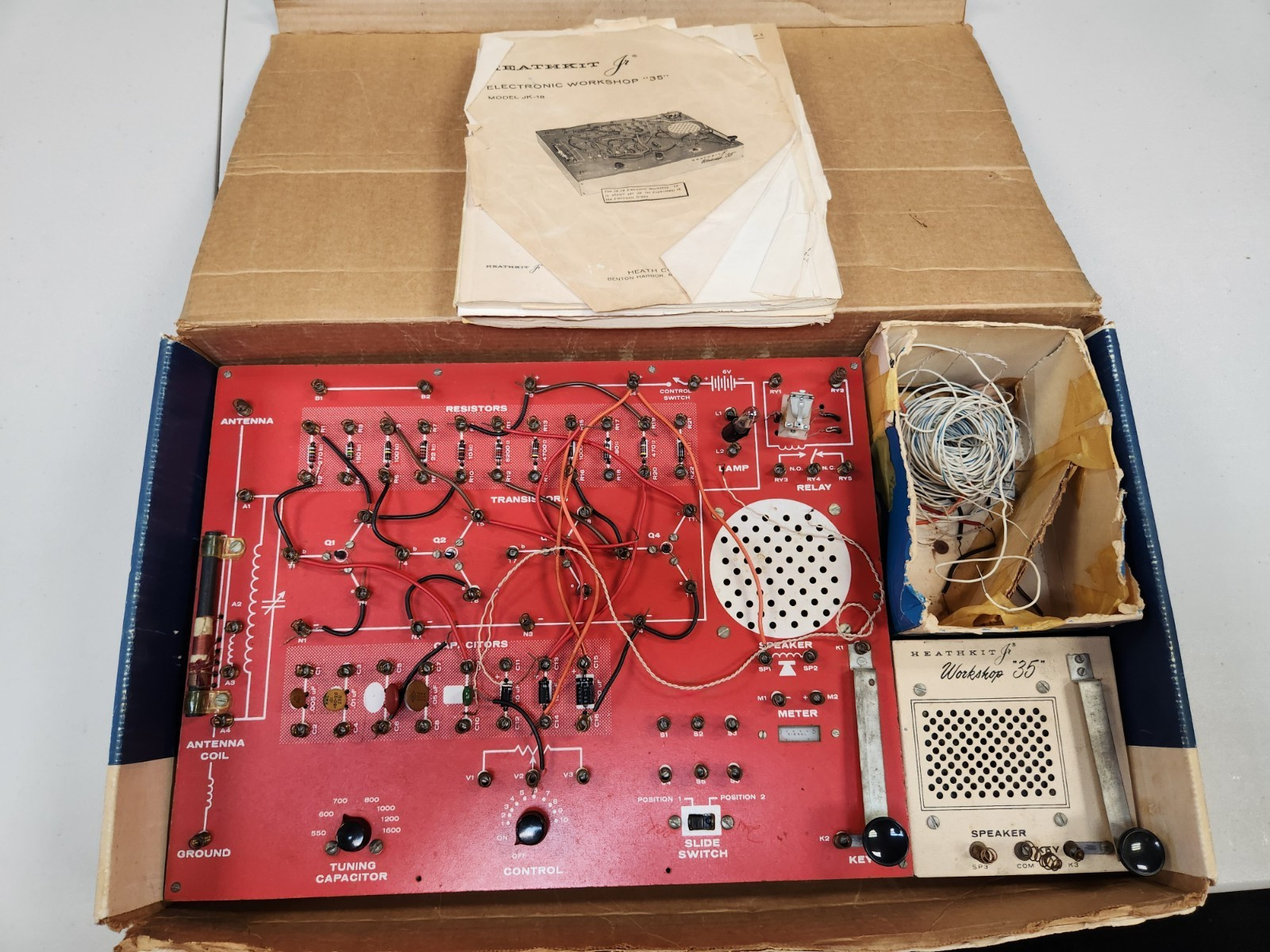 Heathkit Jr. DELUXE ELECTRONIC WORKSHOP - See Pictures & Read Description