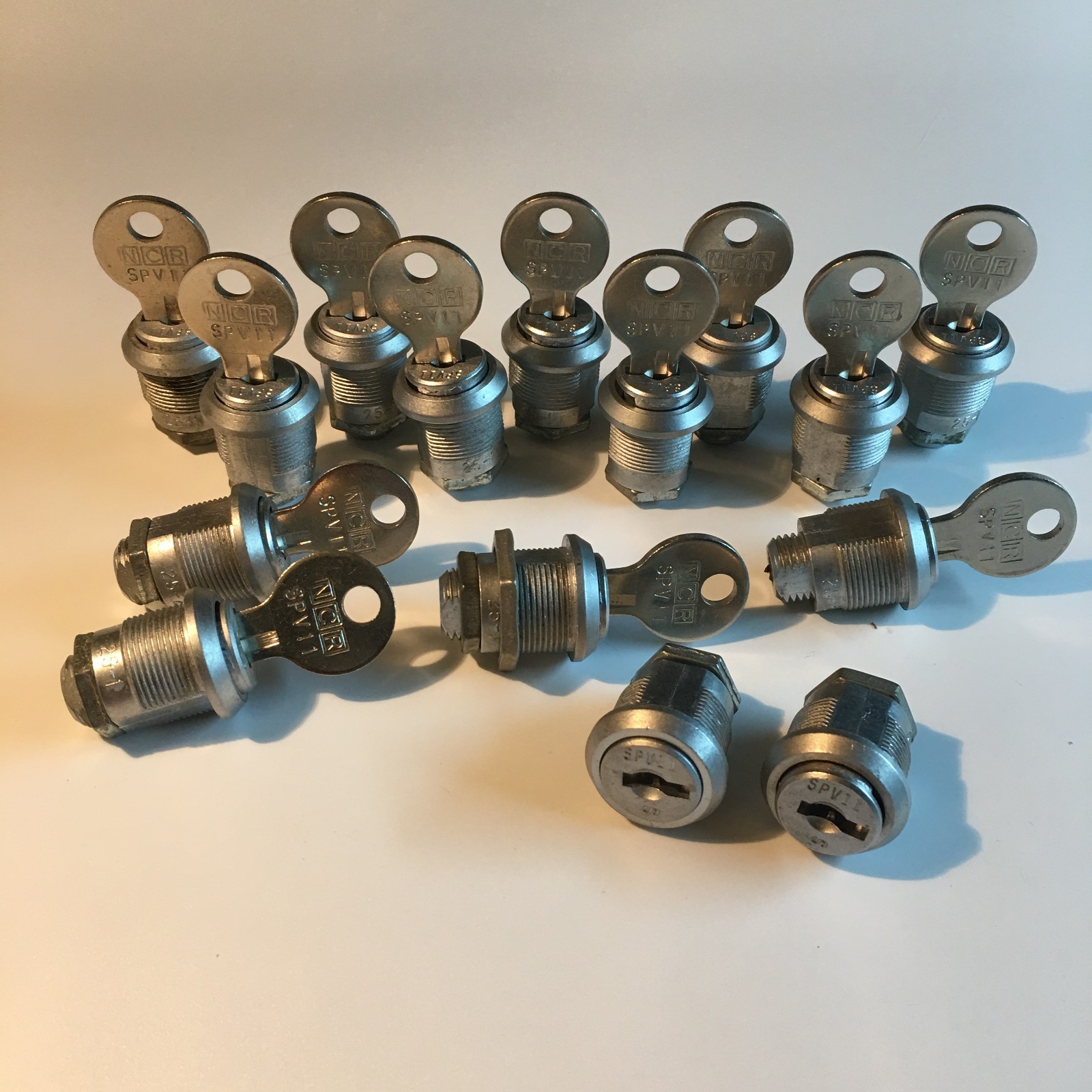 15 NCR SVP11 SUPVR Locks 13 With Keys