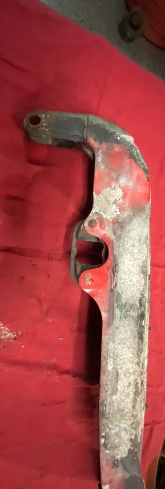 FREIGHTLINER 17-15346-003 Hood REST, Support - RIGHT Side, MOUNT, BRACKET, PIVOT
