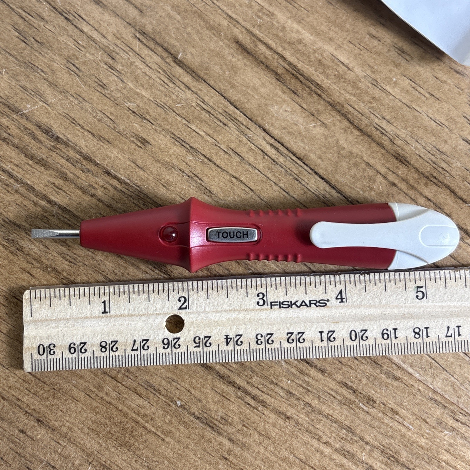 New Screwdriver Voltage & Continuity Tester