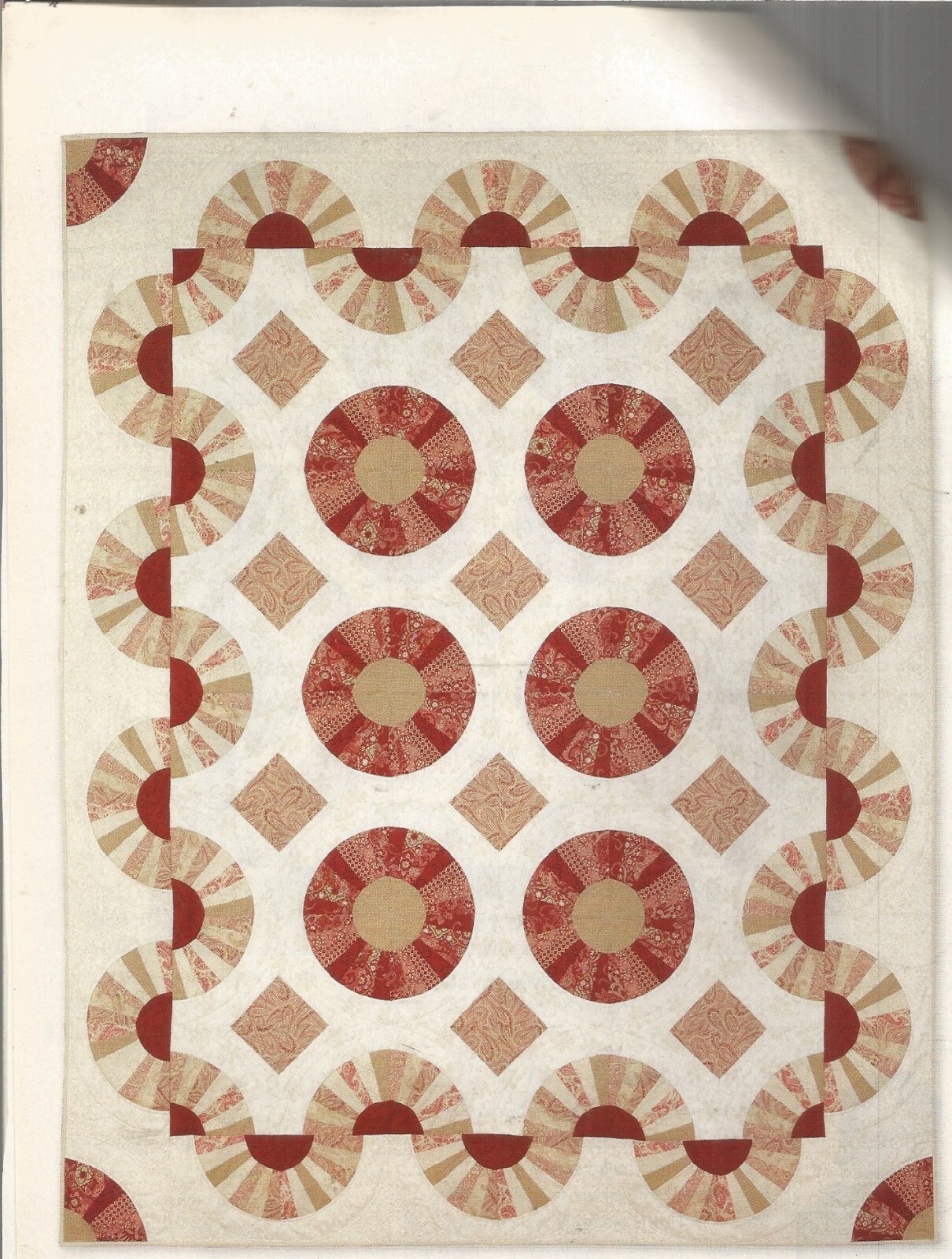 E0680 ROUGE ROUNDABOUT QUILT PATTERN/INSTRUCTIONS