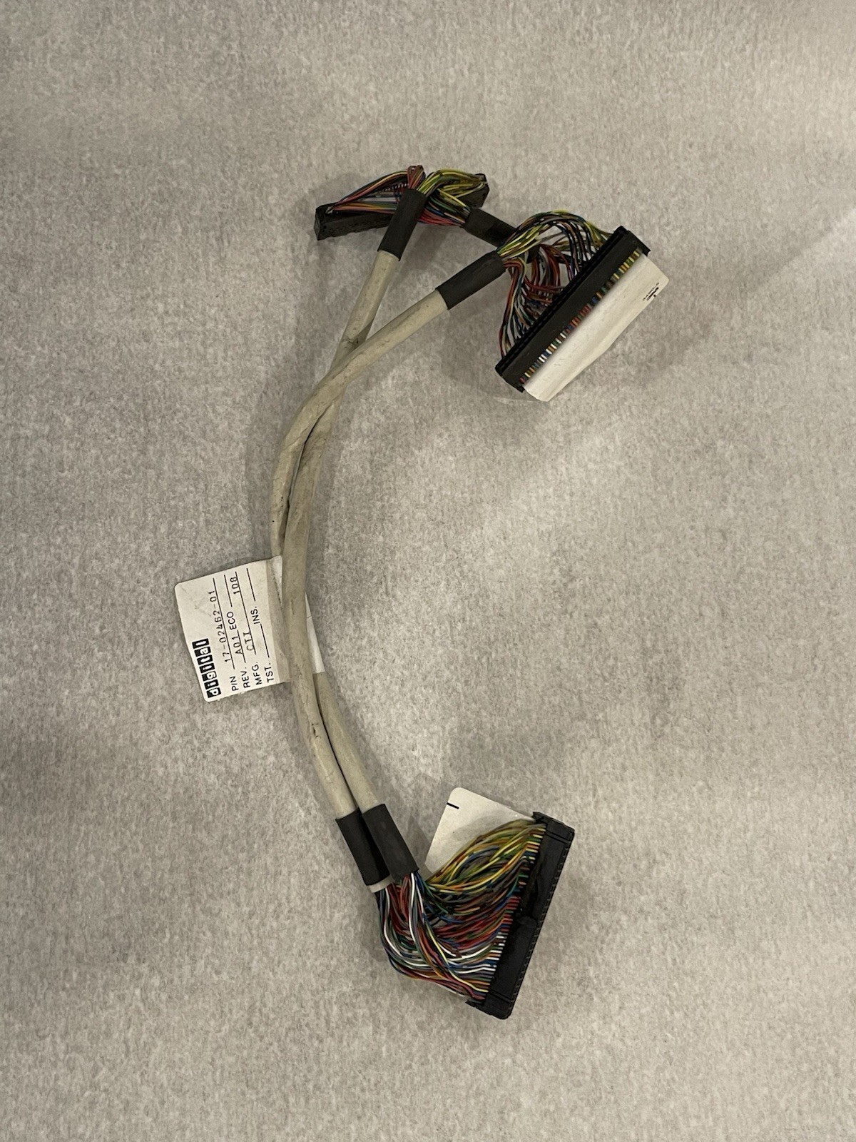 DEC DIGITAL EQUIPMENT CORP. 17-02462-01 CABLE 1ft plug 3490-5