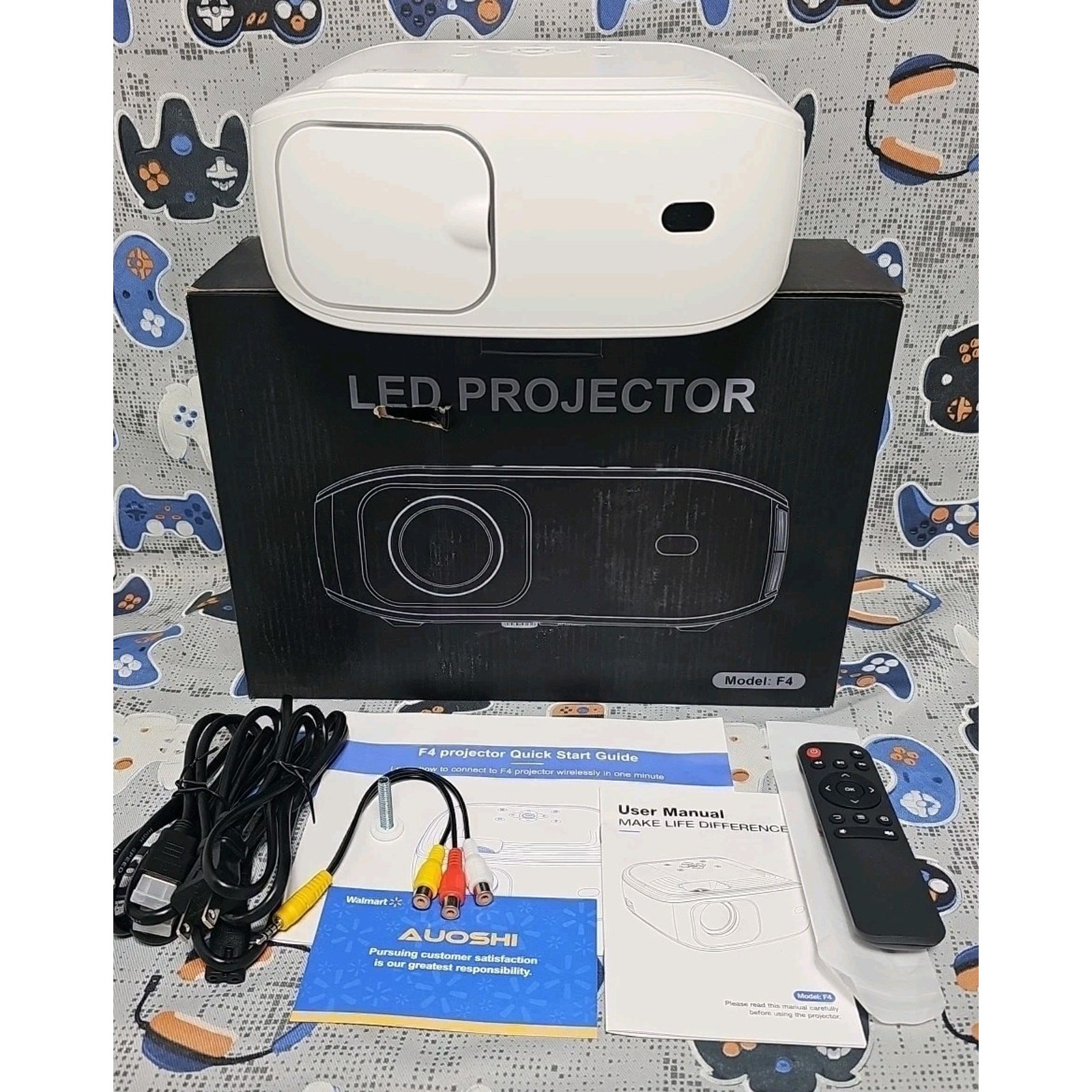 AUOSHI Projector W/Wifi & Bluetooth, 1080P OPEN BOX TESTED