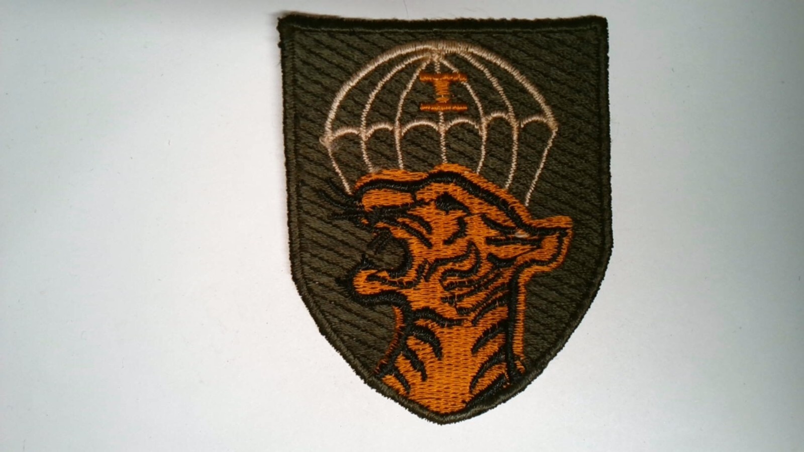 MILITARY PATCH SEW ON OLD VIETNAM ERA 1ST CORPS MOBILE STRIKE FORCE