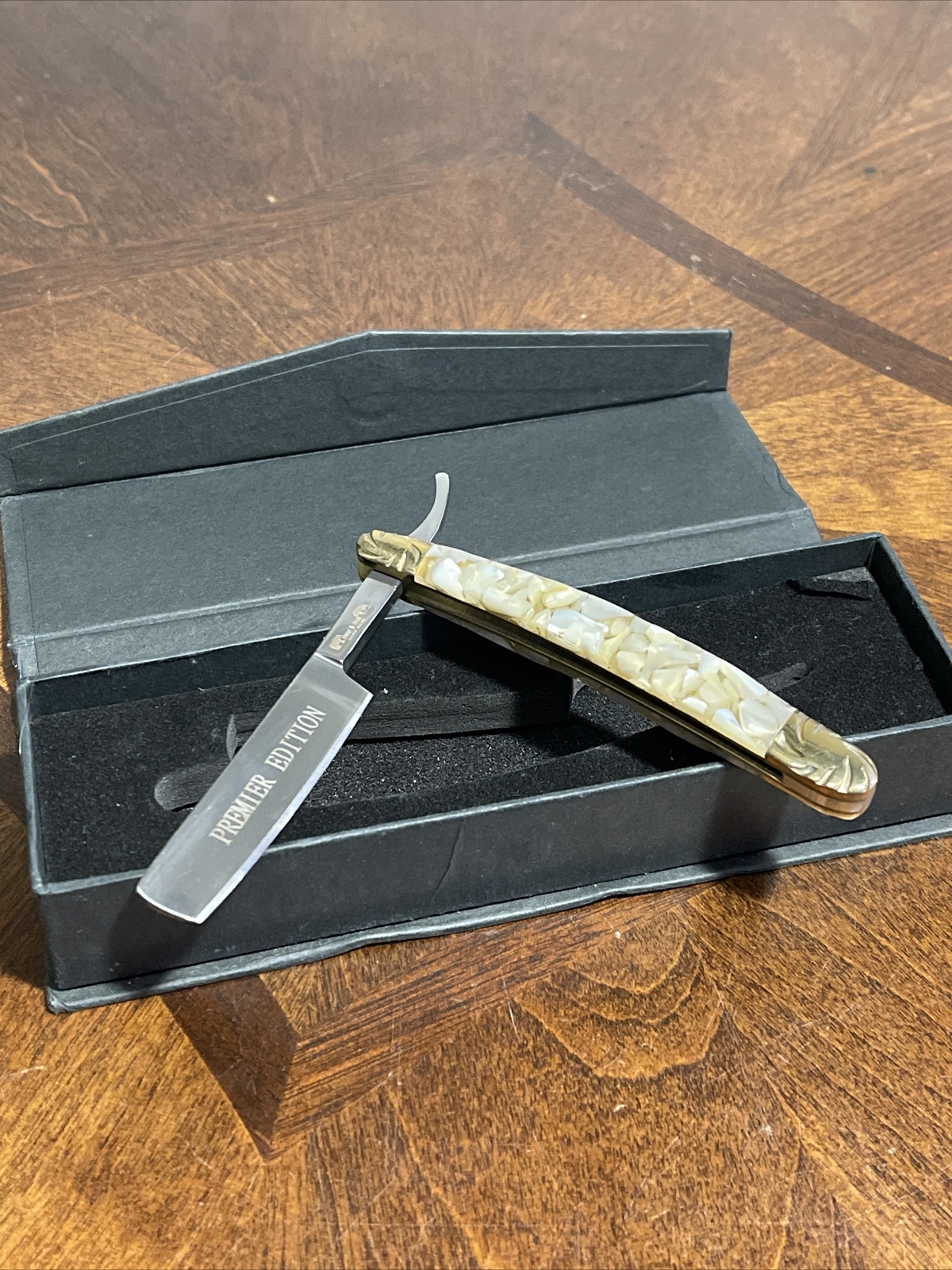 Bear & Bull Mother Of Pearl Straight Razor Pocket Knife Brass #BB148MOP
