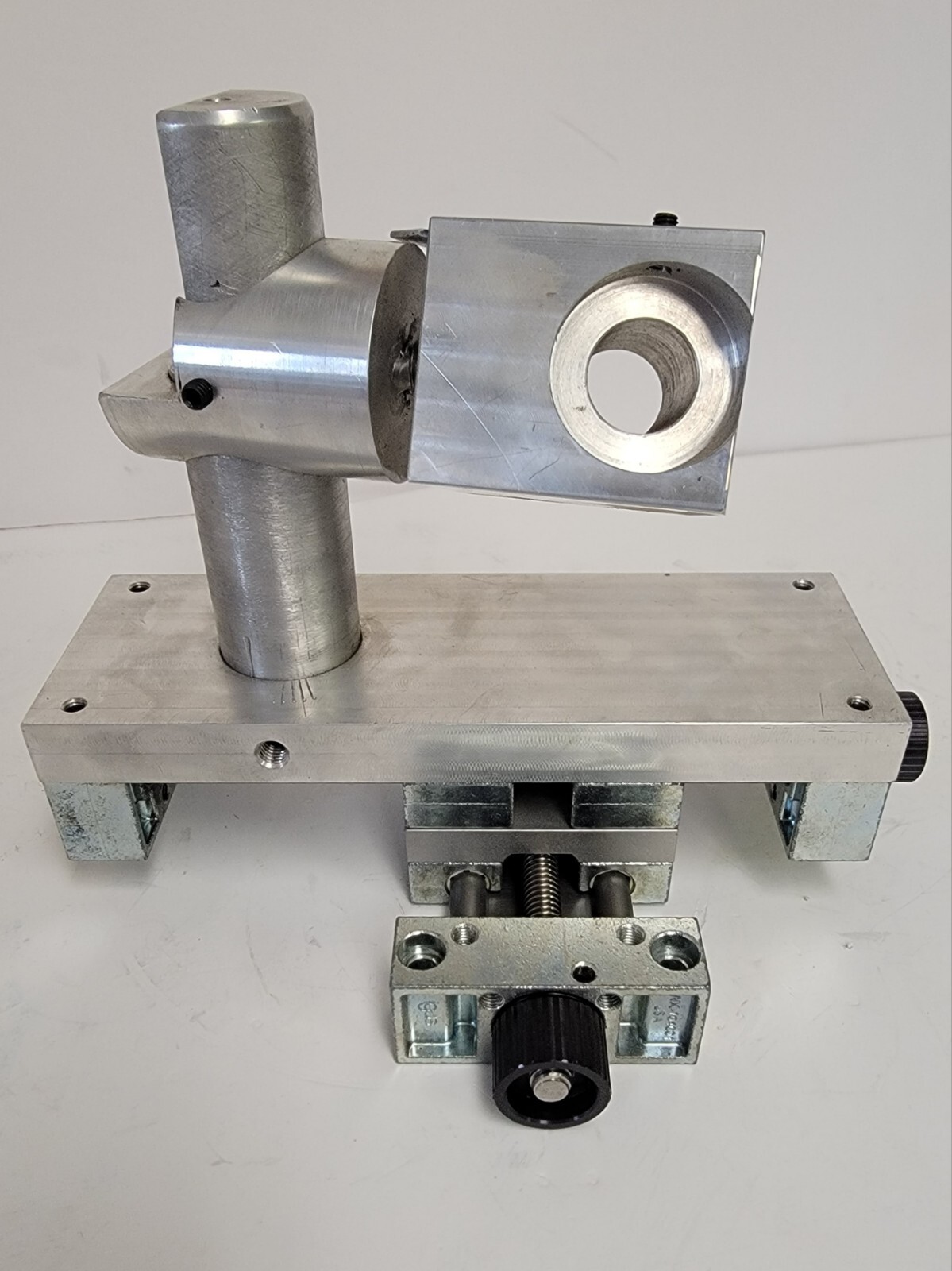IGUS LINEAR ACTUATOR ASSEMBLY SWX-104001.