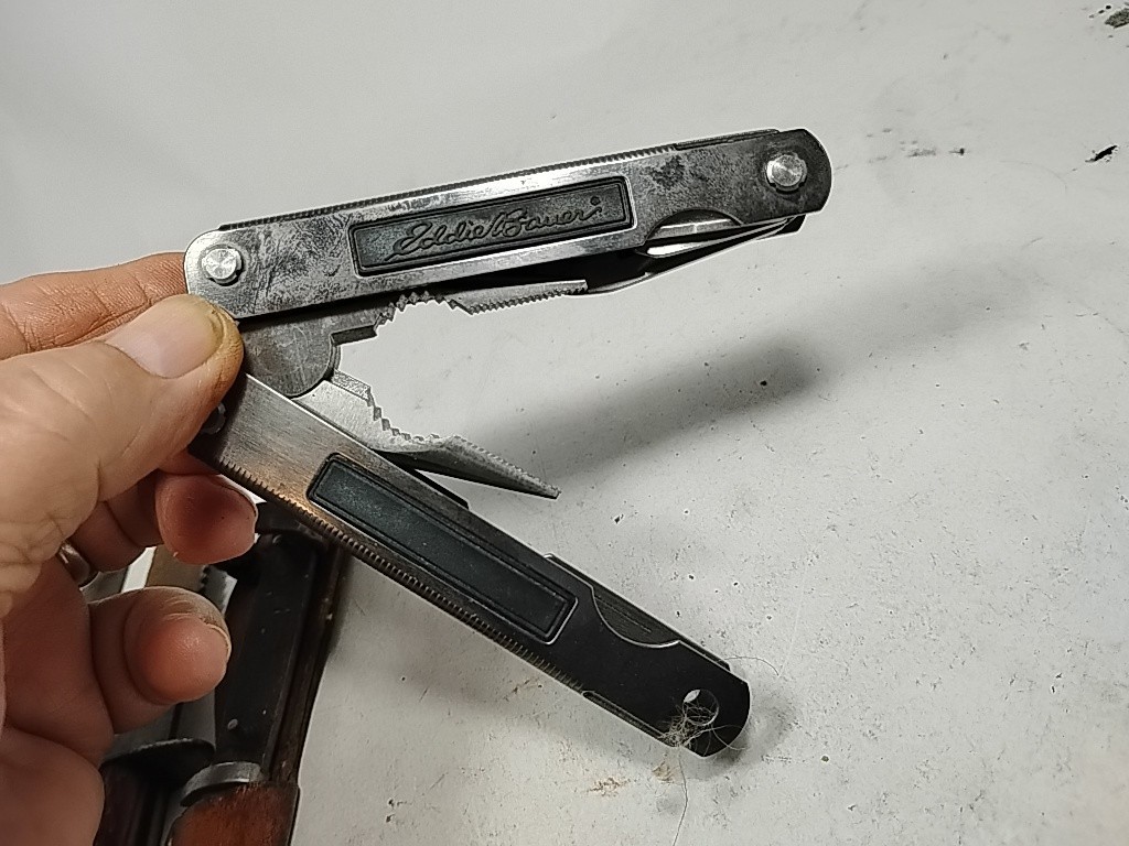 Eddie Bauer Multi-Tool - Stainless - Lock Lever - Very Good Condition