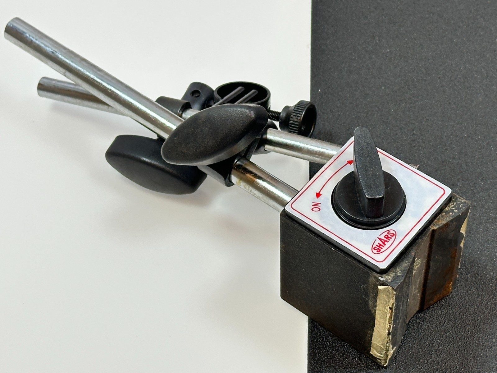 SHARS Magnetic Base w/ Main Post & Indicator Clamp Rod