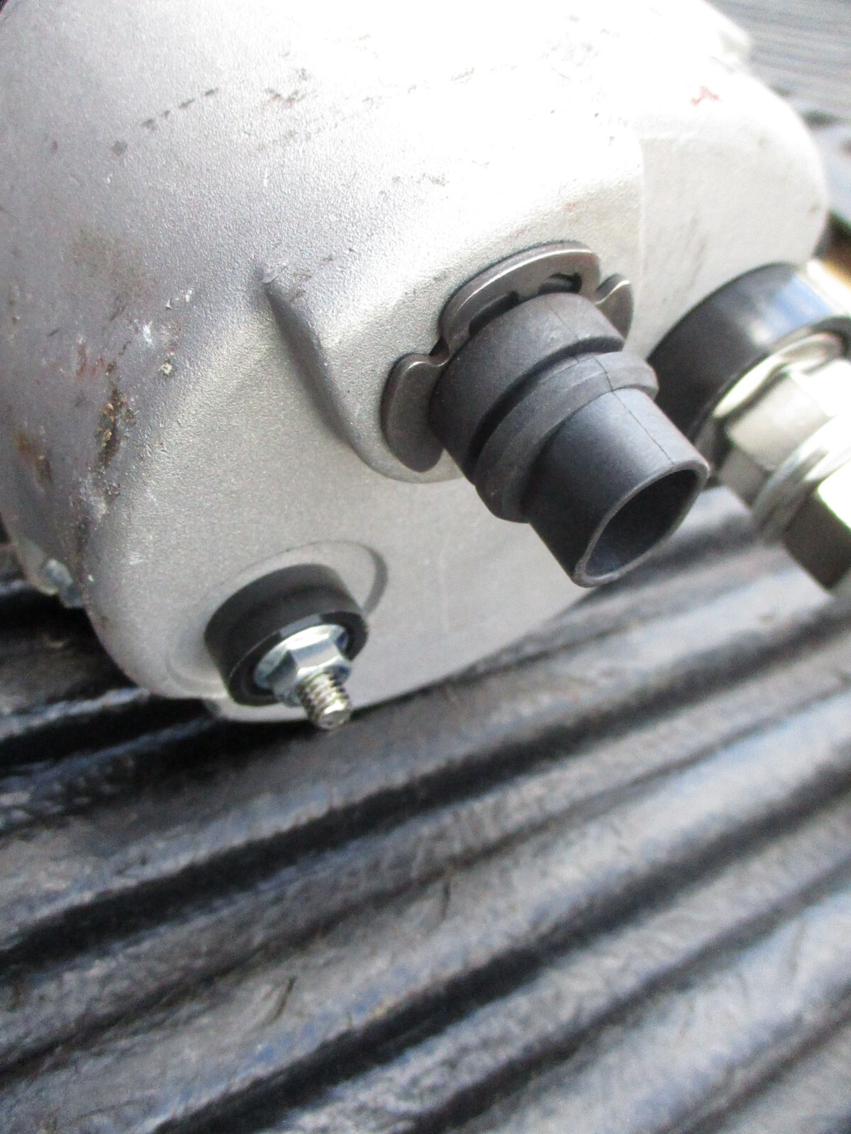 Denso PowerEdge Starter 282-0104 12V PLEASE READ FULL DESCRIPTION!!!!