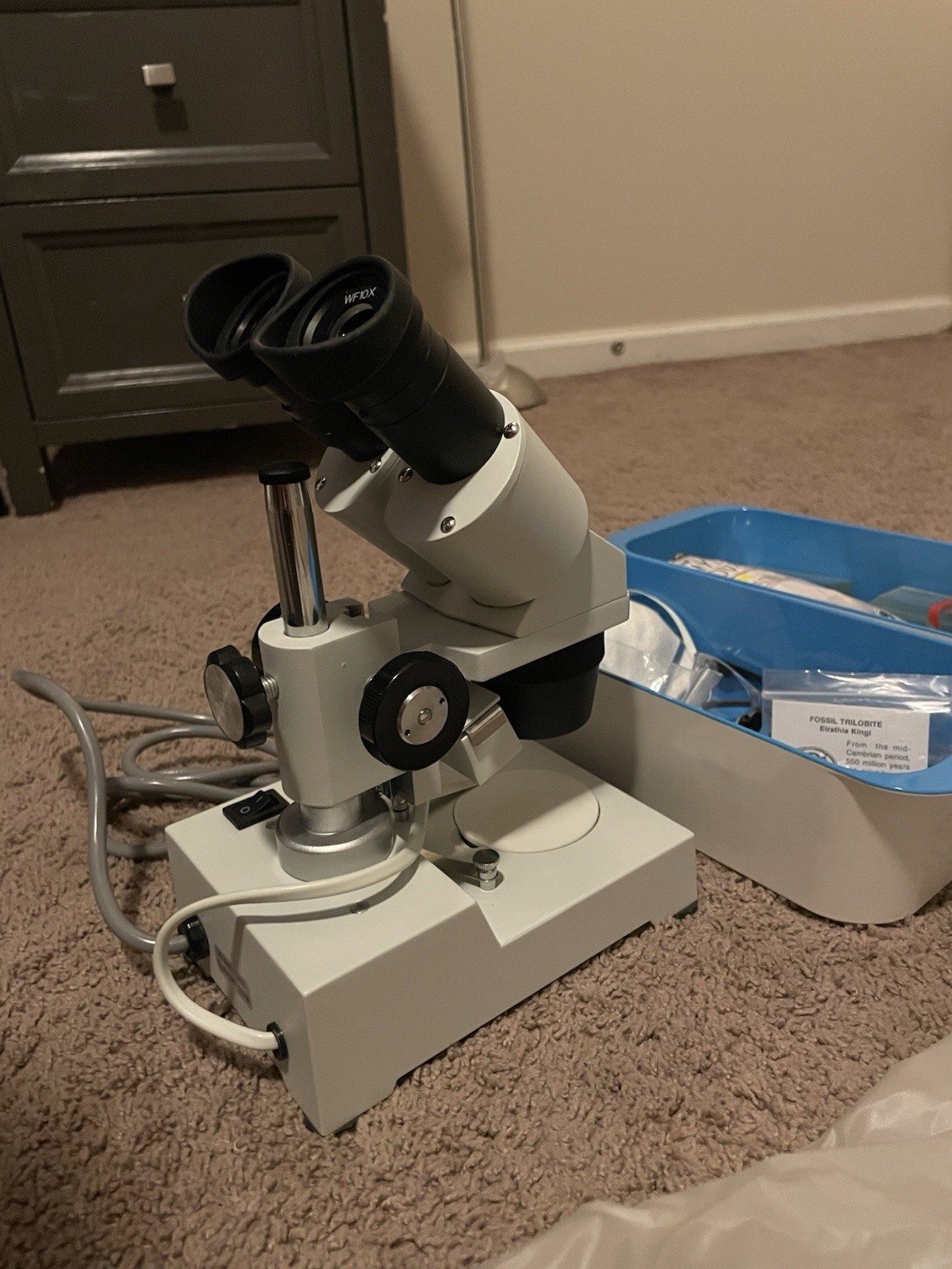 AmScope Microscope with Slides & More Extras