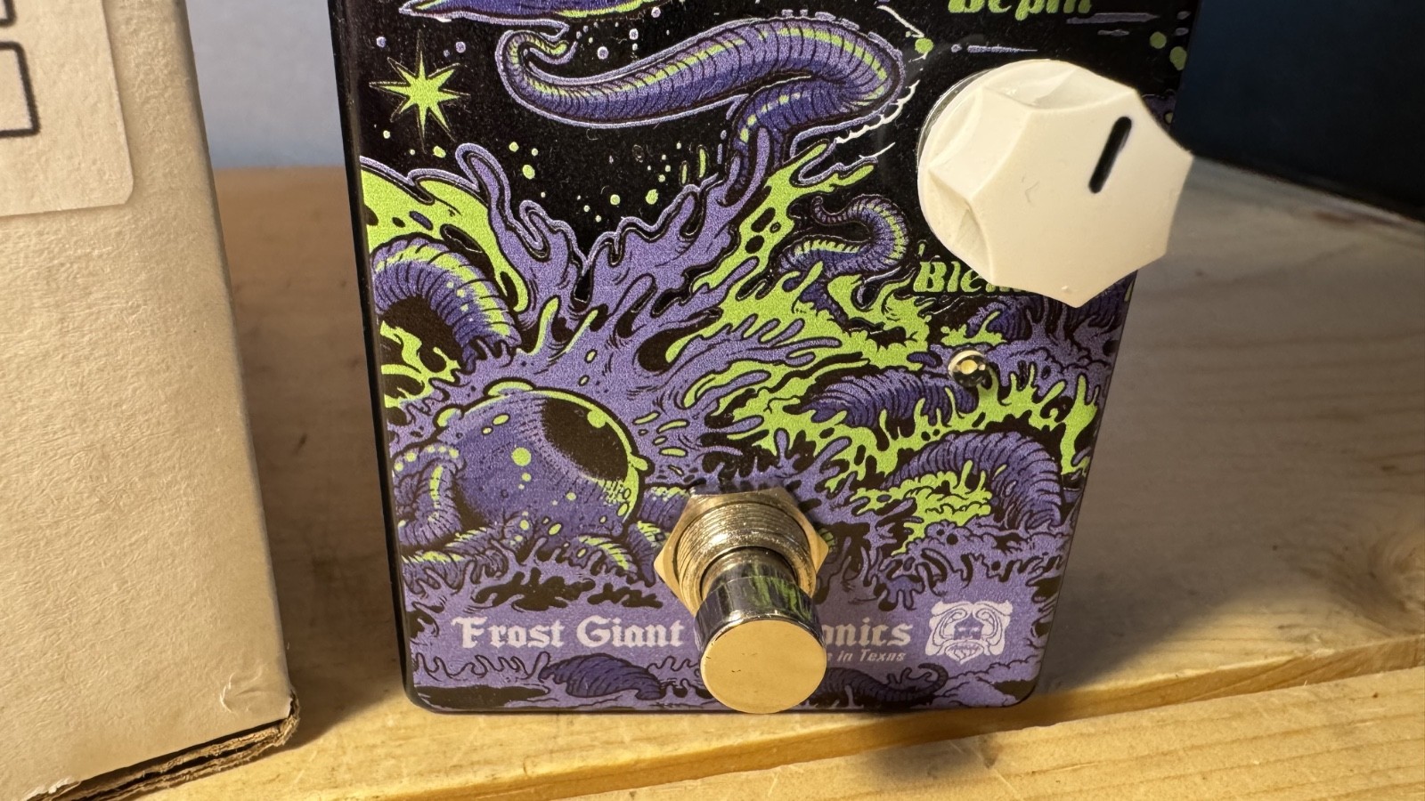 Frost GiAnt Electronics Osiris Fuzz