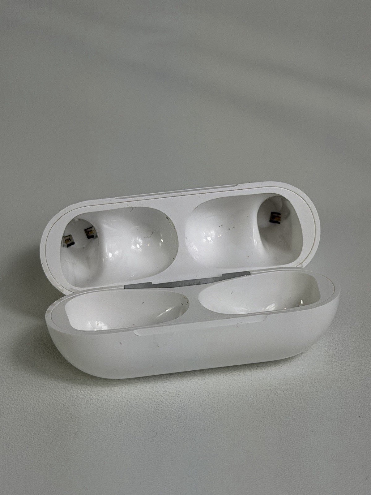 Apple AirPods Pro 2nd Gen Lightning Replacement Case Only A2700