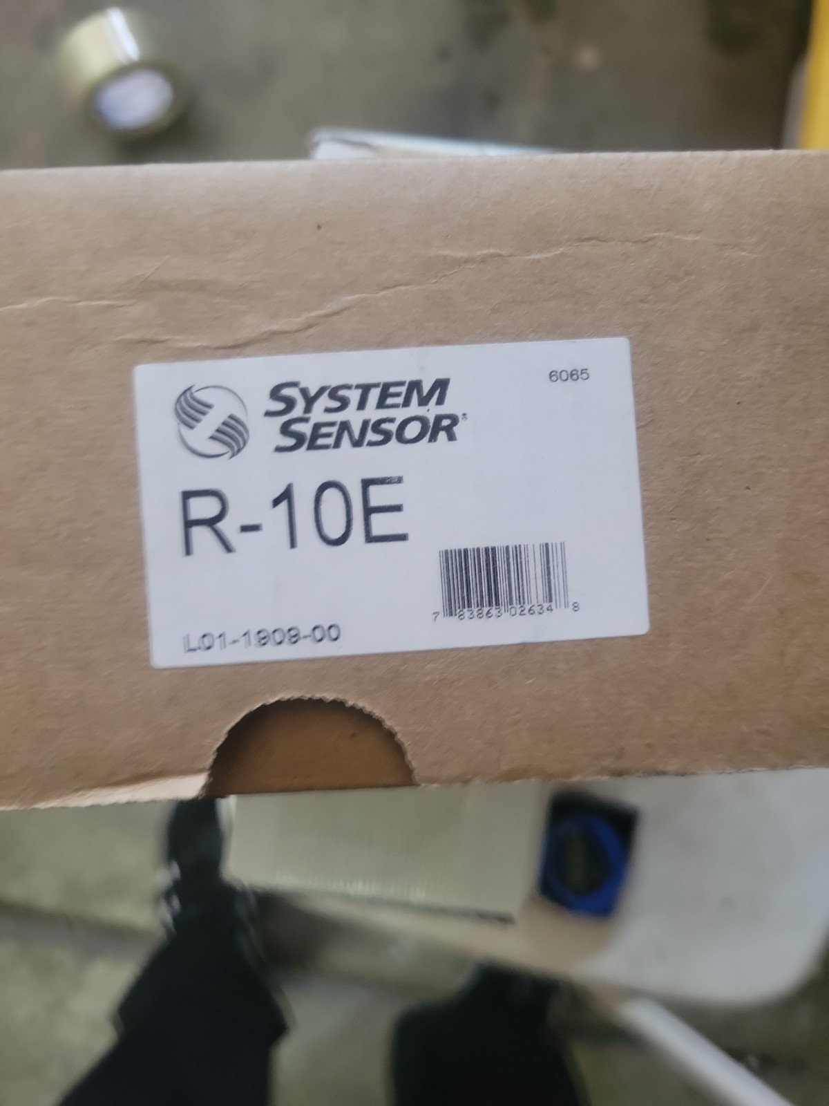 System Sensor R-10E/FIRE ALARM  RELAY W/ENCLOSURE