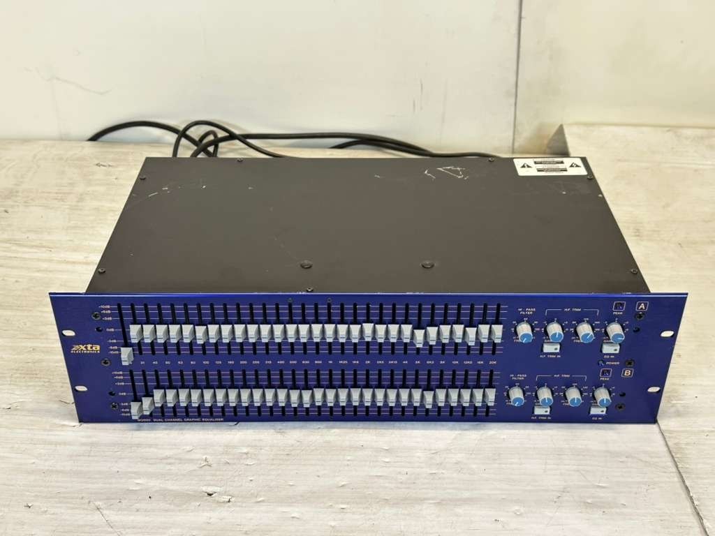 XTA GQ600 DUAL CHANNEL GRAPHIC EQUALIZER #7319 (ONE) THS