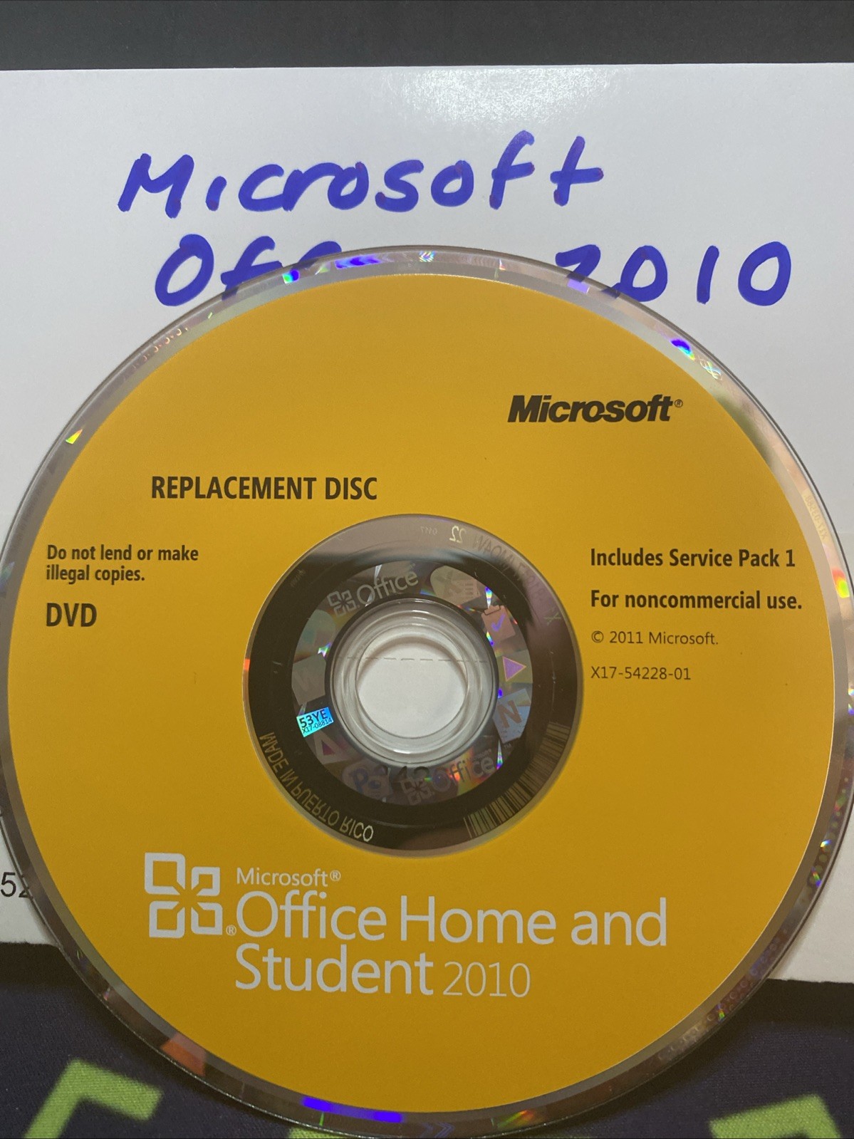 Microsoft Office And Student 2010 (DVD, 2011) Windows Family Pack CD ONLY C3