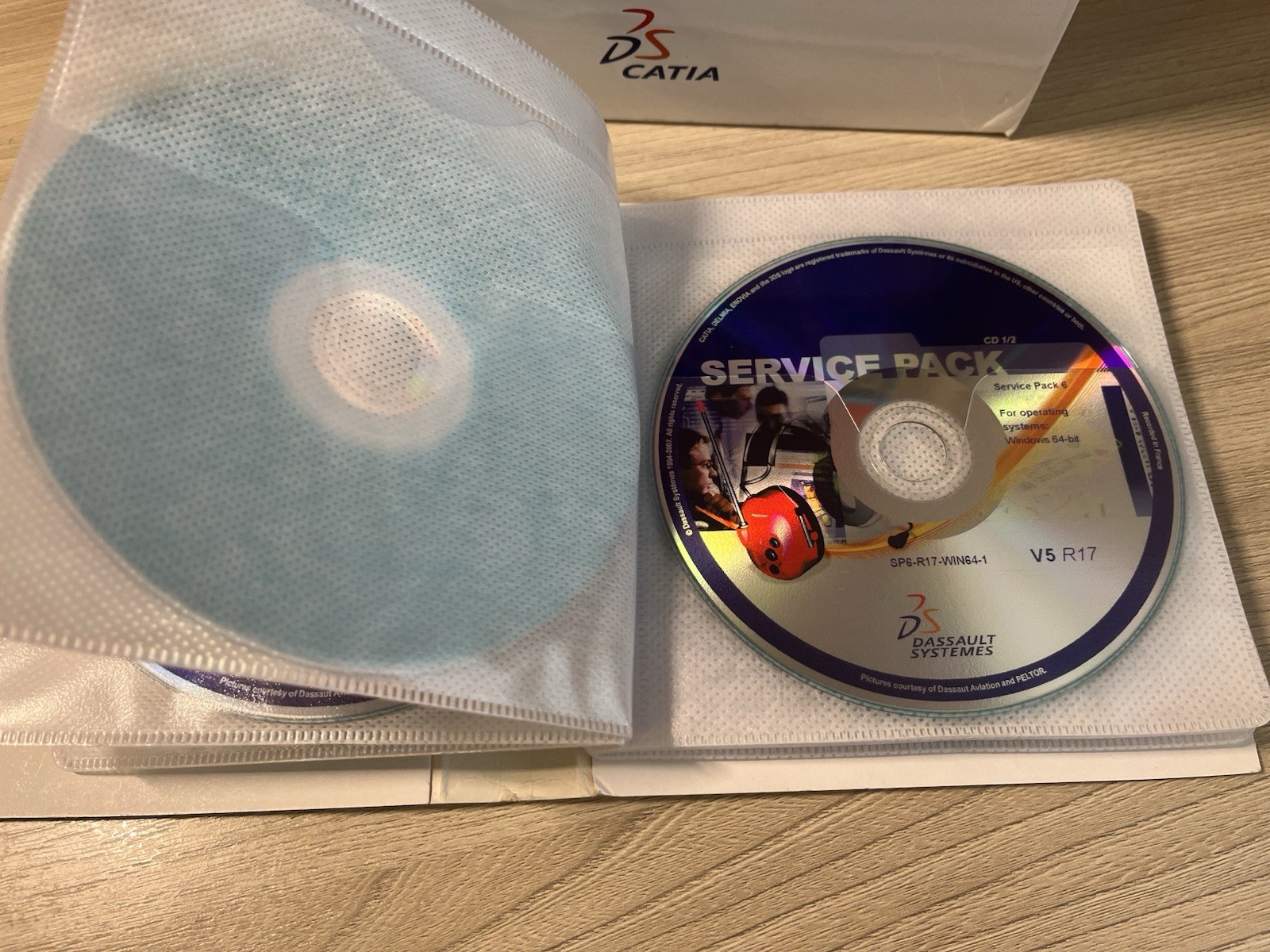 CATIA V5 R17 P2 Boxed Version – Original Discs – Collectible Read Description