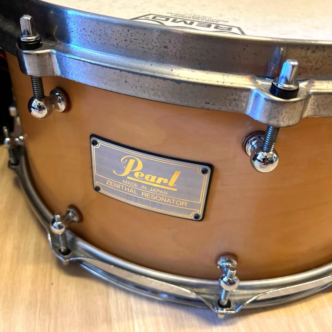 pearl zenithal resonator snare case included