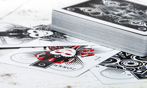 OBLIVION WHITE BICYCLE DECK OF PLAYING CARDS USPCC LINEN FINISH MAGIC GAMES