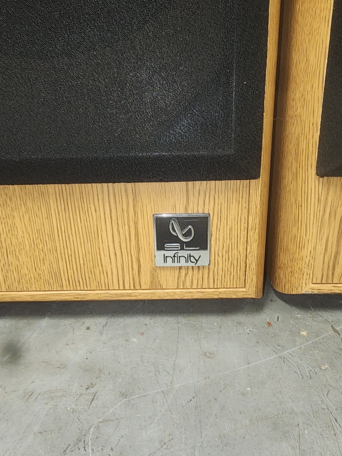 INFINITY SL40 TOWER SPEAKERS SOLID OAK VERIFIED WORKING SOUND SYSTEM Vtg Speaker