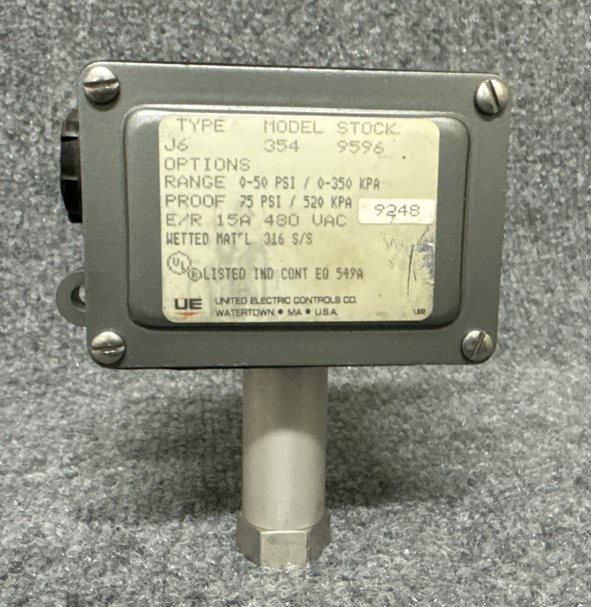 United Electric J6-354 Differential Pressure Switch 0 - 50 PSI 480VAC Used