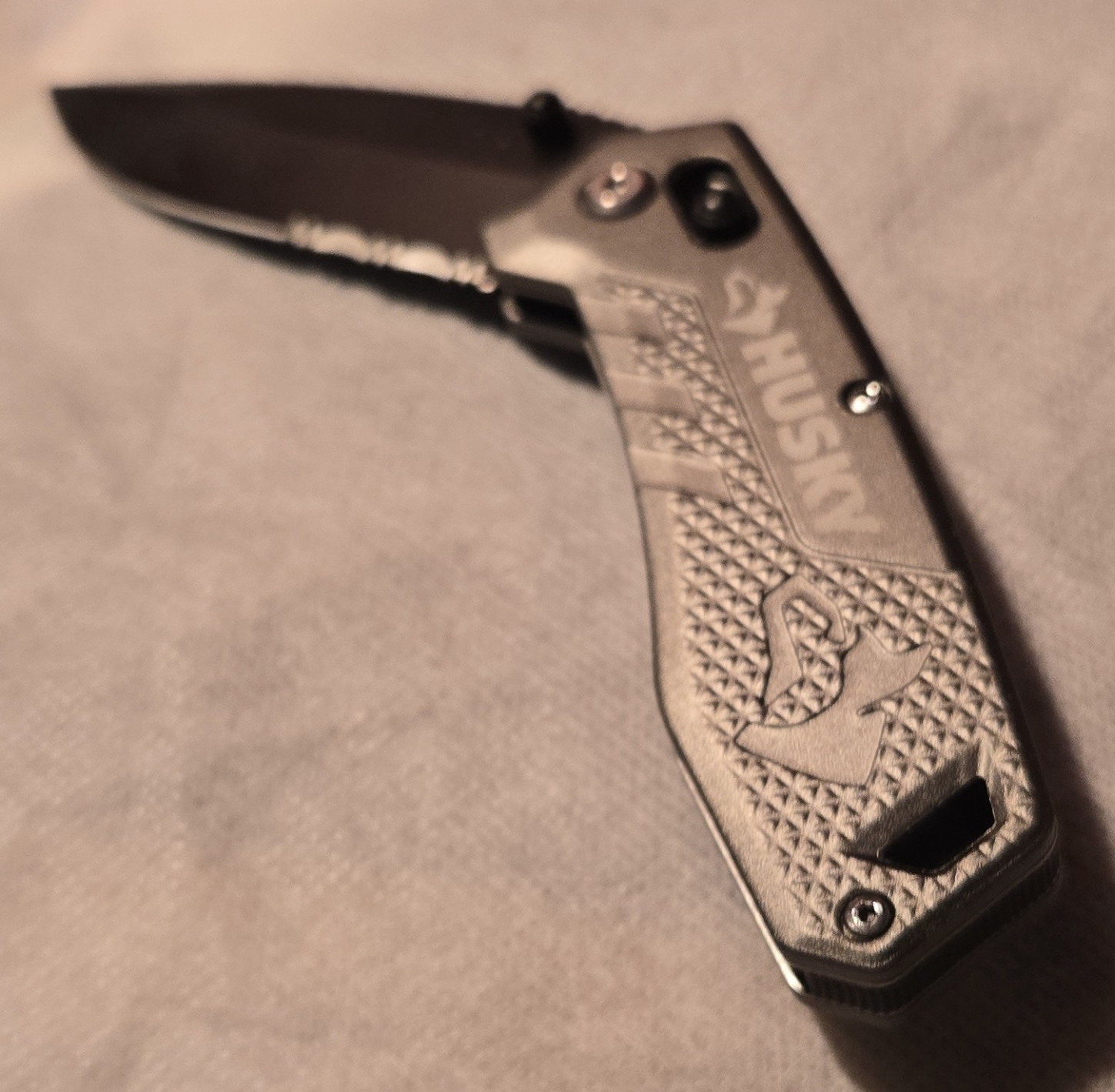 Husky Folding Pocket Knife 2in Partial Serrated SS Blade Silver Clip Lanyard