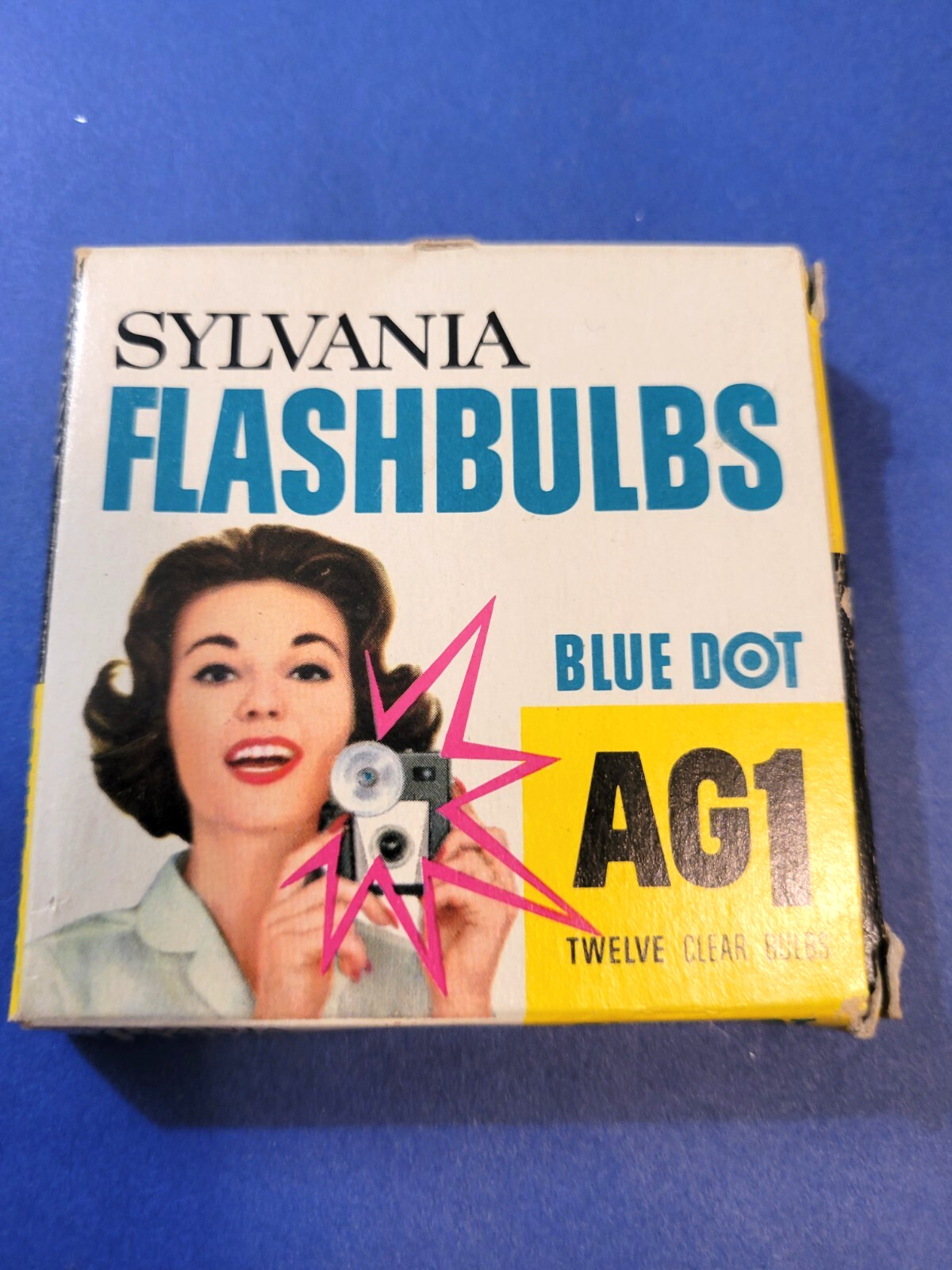 Vintage Sylvania Flashbulbs Blue Dot, AG1 12 Bulbs in Package New in Open Box