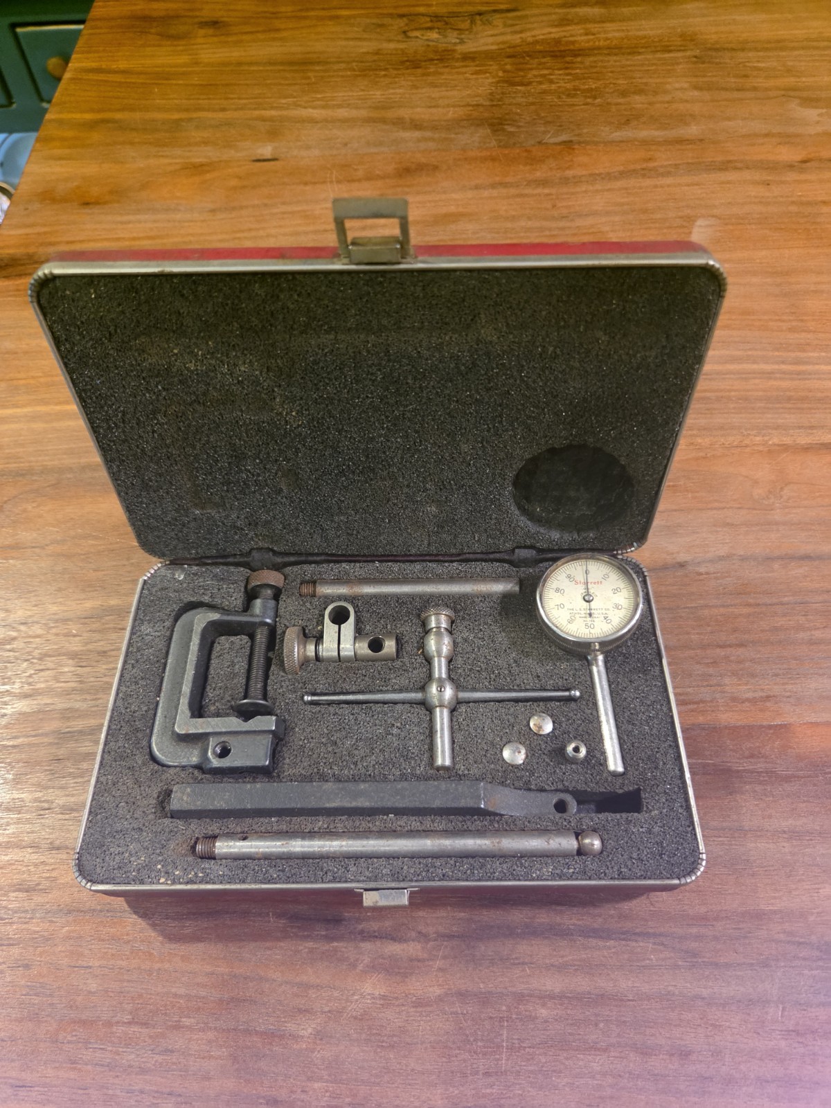 LS STARRETT No. 196 Universal Dial Test Indicator Set in Padded Case Vintage USA