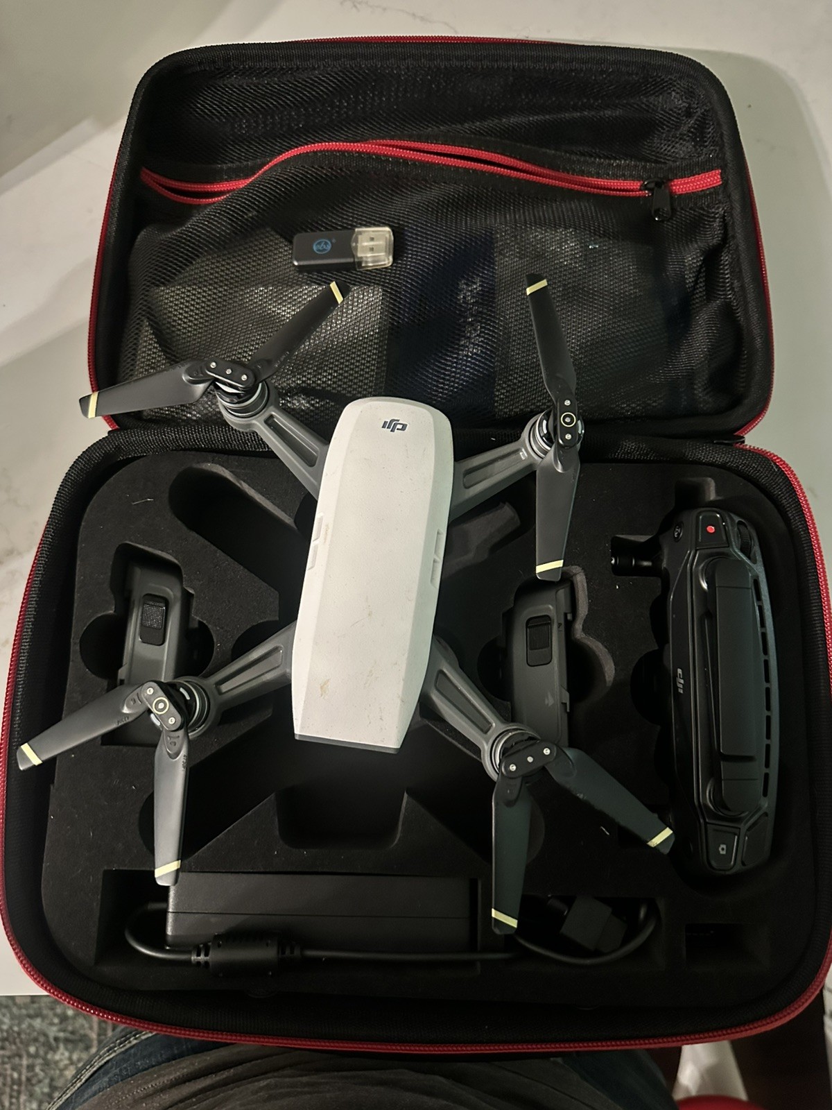 DJI Spark Ready-to-Fly Drone + Case, Gimbal, 16min, 6562ft