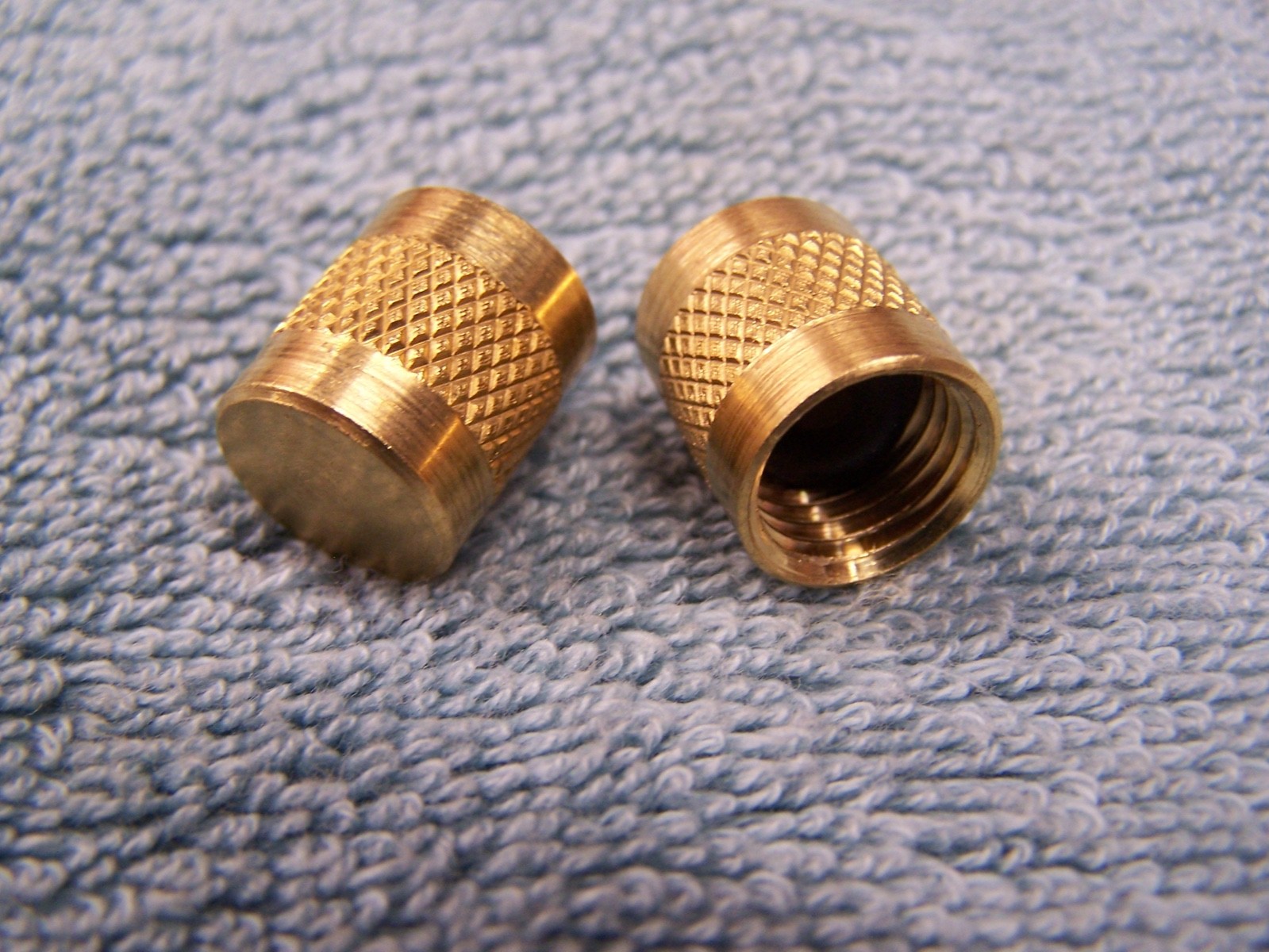 New 2 PCS 1/4" SAE Brass Flare Caps Refrigeration Valve Cap for HVAC AC System