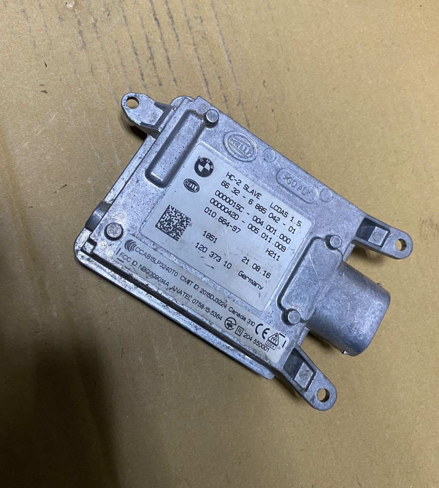 BMW Lane Change Warning Sensor 6885042 F07, F10, F11, F06, F12, F13, F01, F02, F