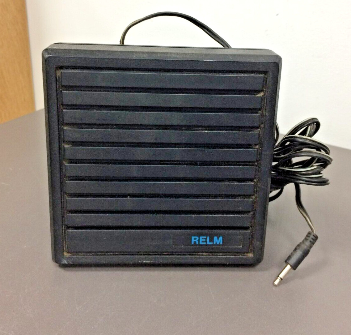 RELM External Speaker, RS303, 5W, With Mount, Screws and Plug, Tested Good