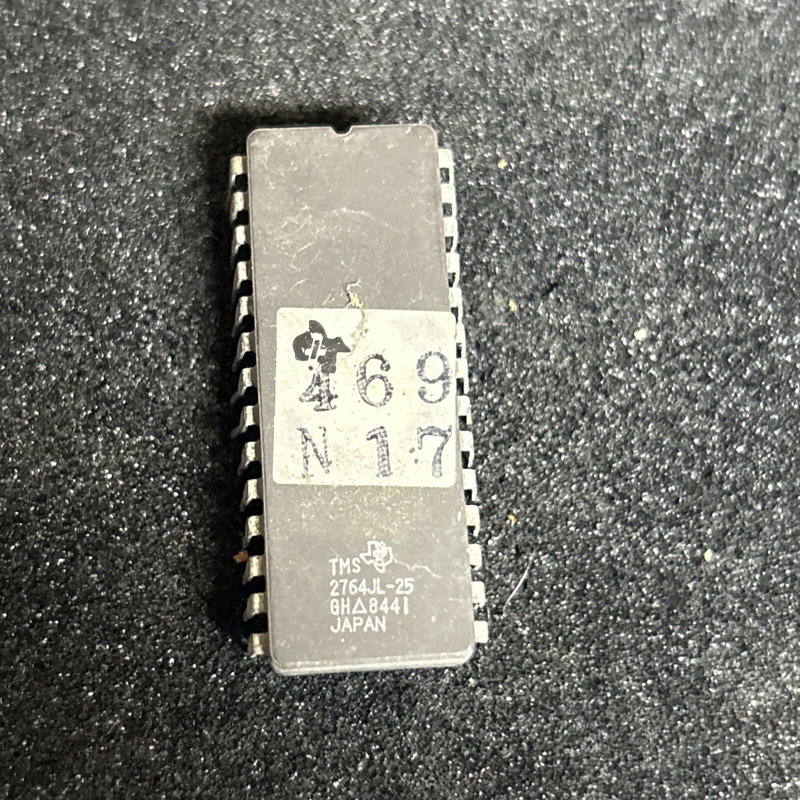 Original Mikie Konami 469 N-17 EPROM Chip arcade Video game  Part F1-32