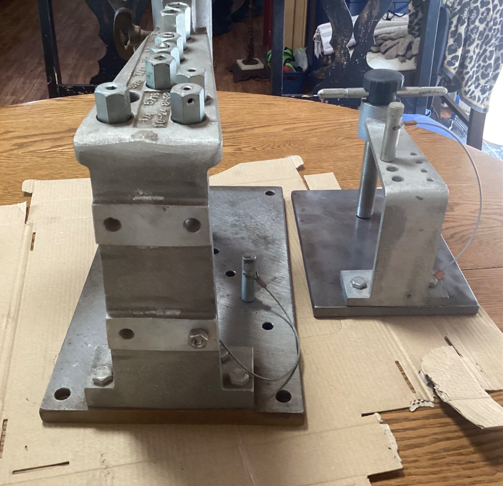 CEDARBERG Ind. Inc. Mpls, MN USA Hand E-Z Tapper + Mini Tapper with Most Taps