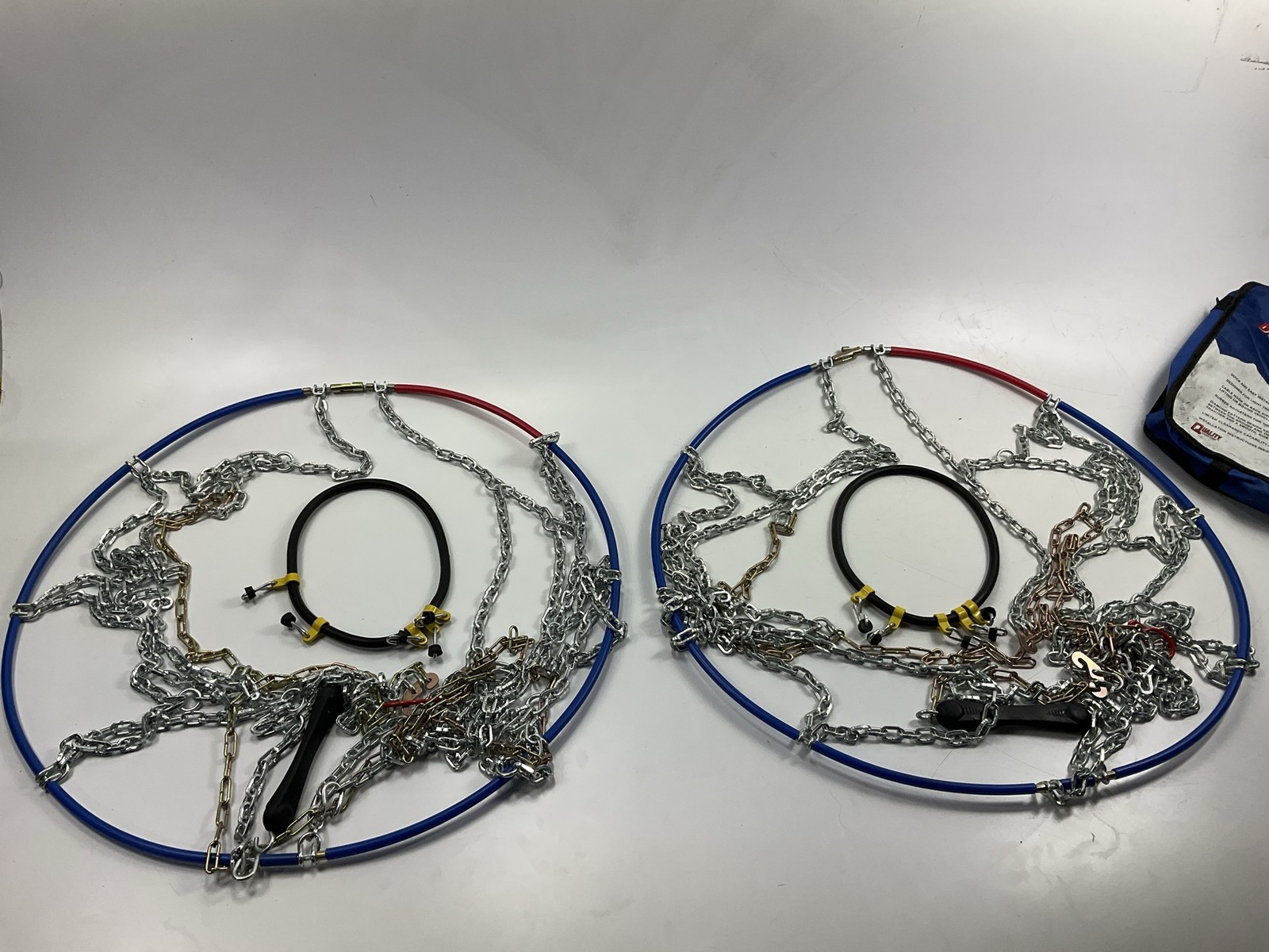 Quality Chain 2314LW Tire Snow Chains W/ Rubber Adjusters 265/70-17, 275/65-17